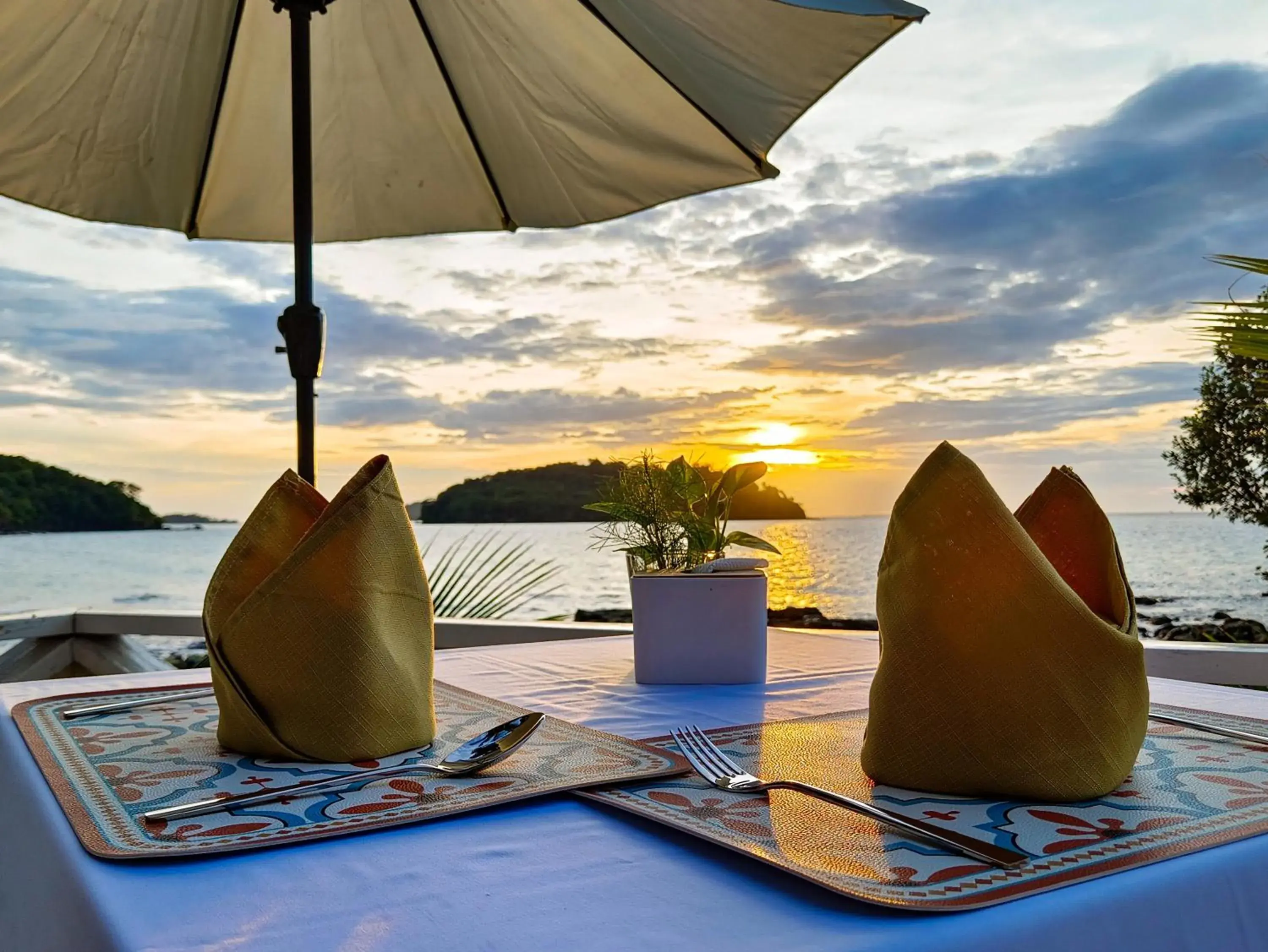 Restaurant/places to eat in Koh Sdach Resort by EHM Restaurant/places to eat in Koh Sdach Resort by EHM