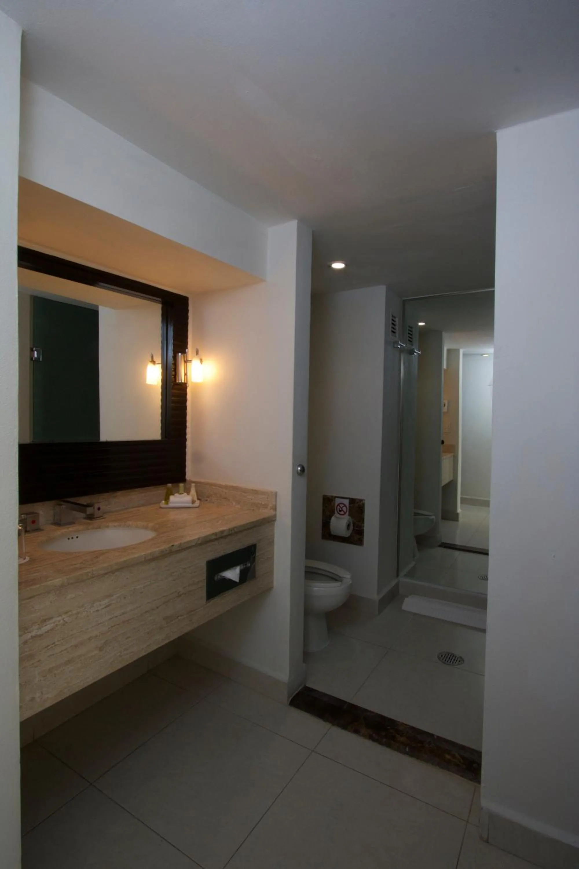 Shower in Grand Decameron Los Cabos, A Trademark All-Inclusive Resort