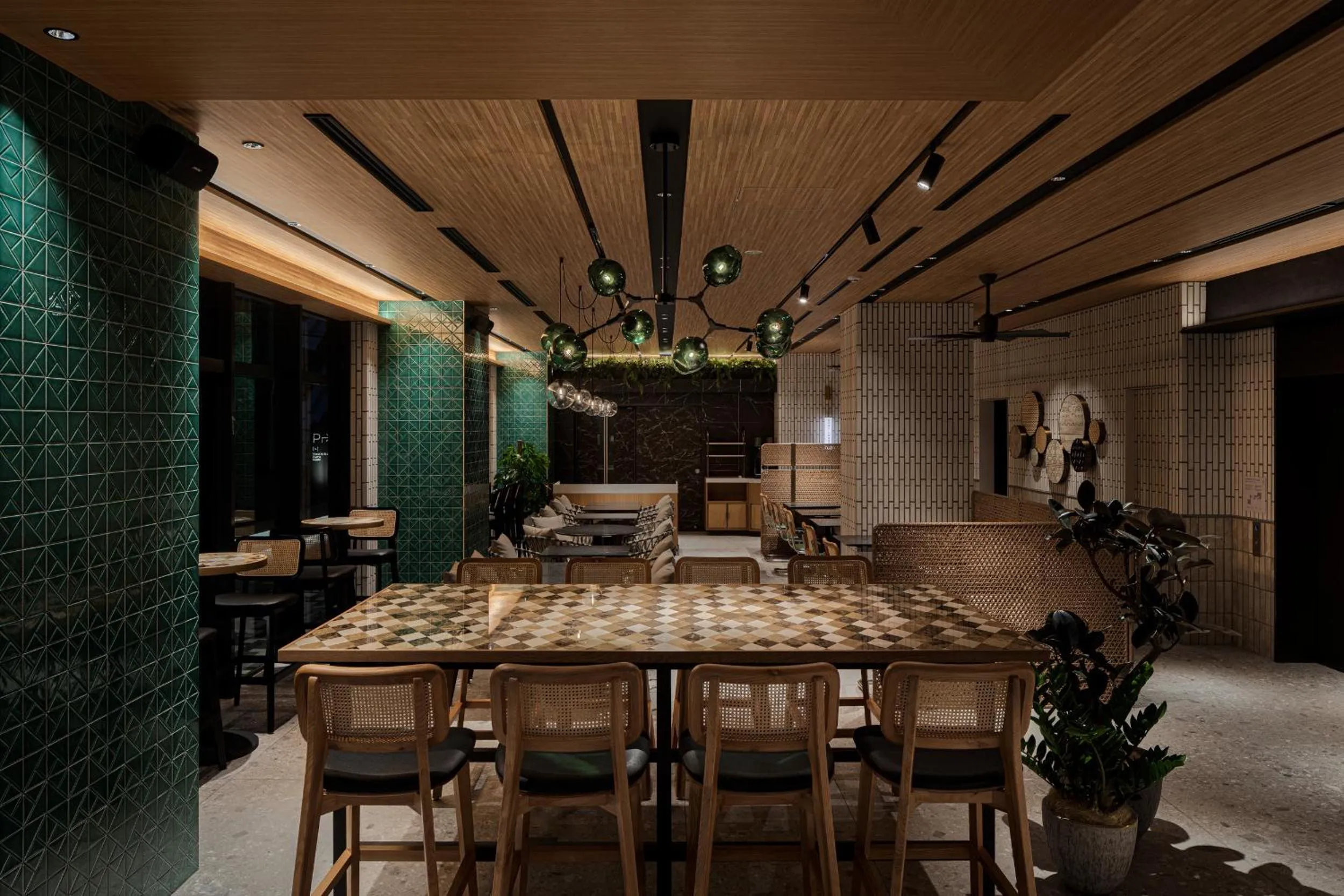 Restaurant/places to eat in Nest Hotel Naha Nishi