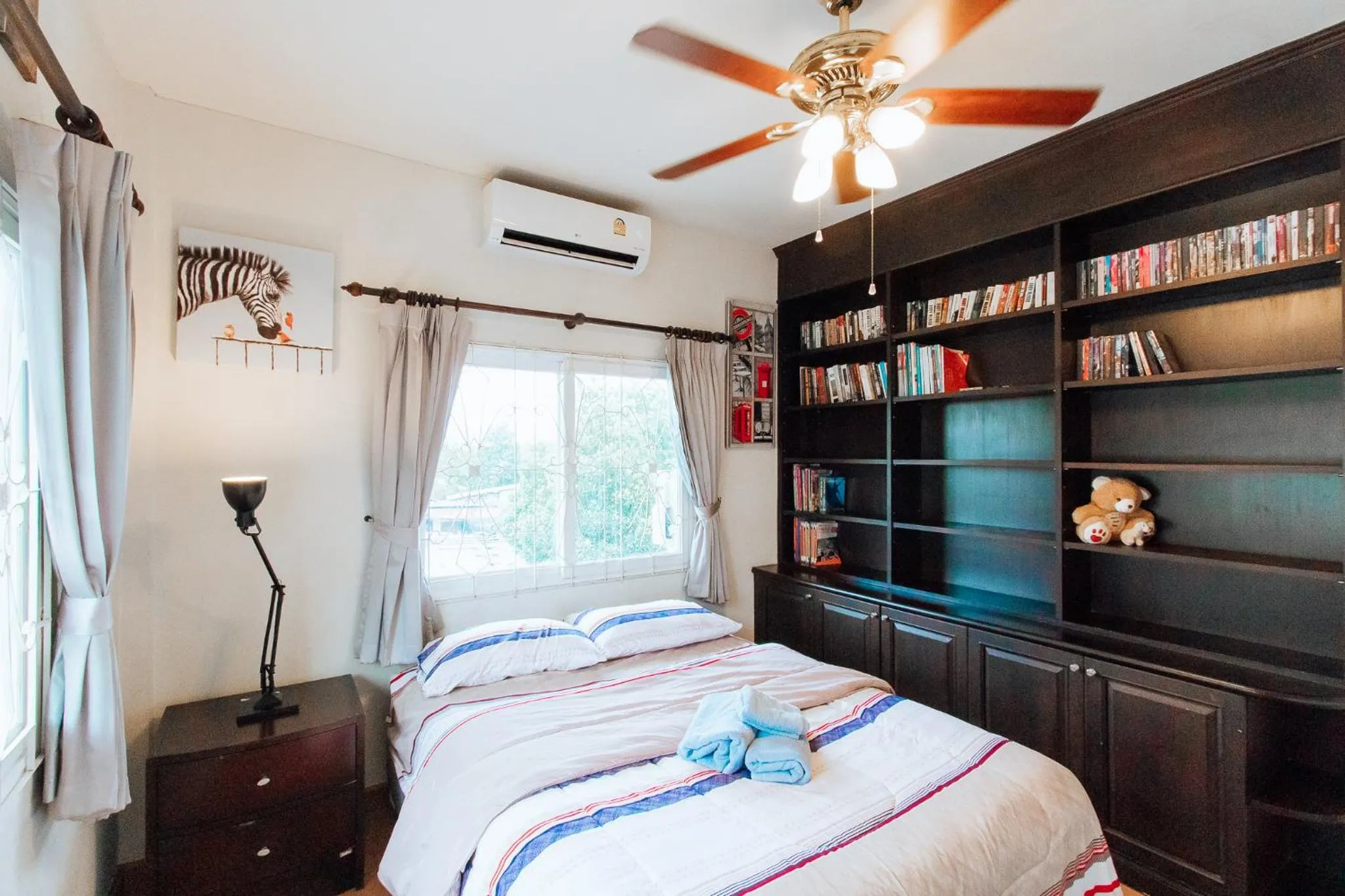 Bed in Captivating 3-Bed Villa in Muang Pattaya