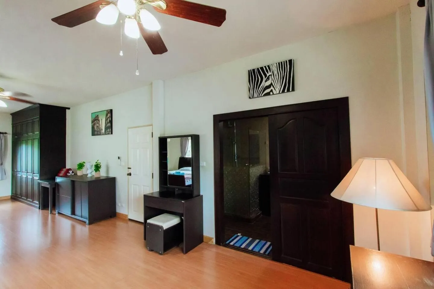 Captivating 3-Bed Villa in Muang Pattaya