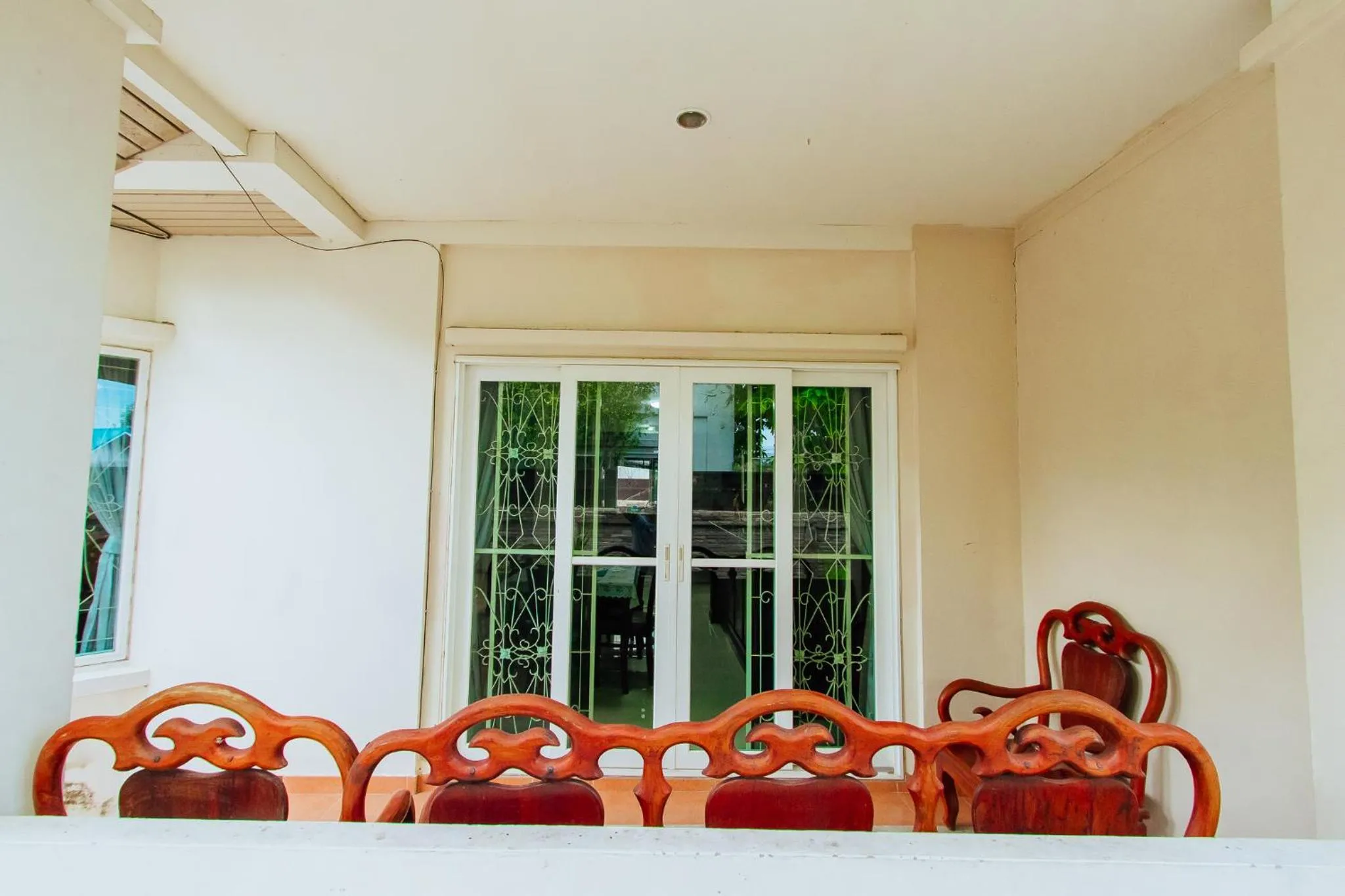 Captivating 3-Bed Villa in Muang Pattaya