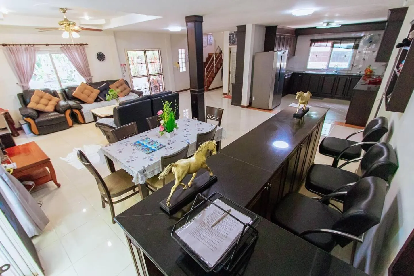 Living room in Captivating 3-Bed Villa in Muang Pattaya