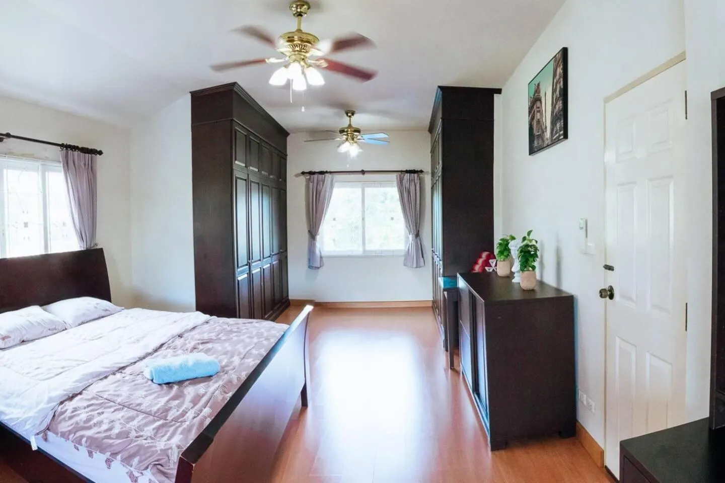 Bed in Captivating 3-Bed Villa in Muang Pattaya