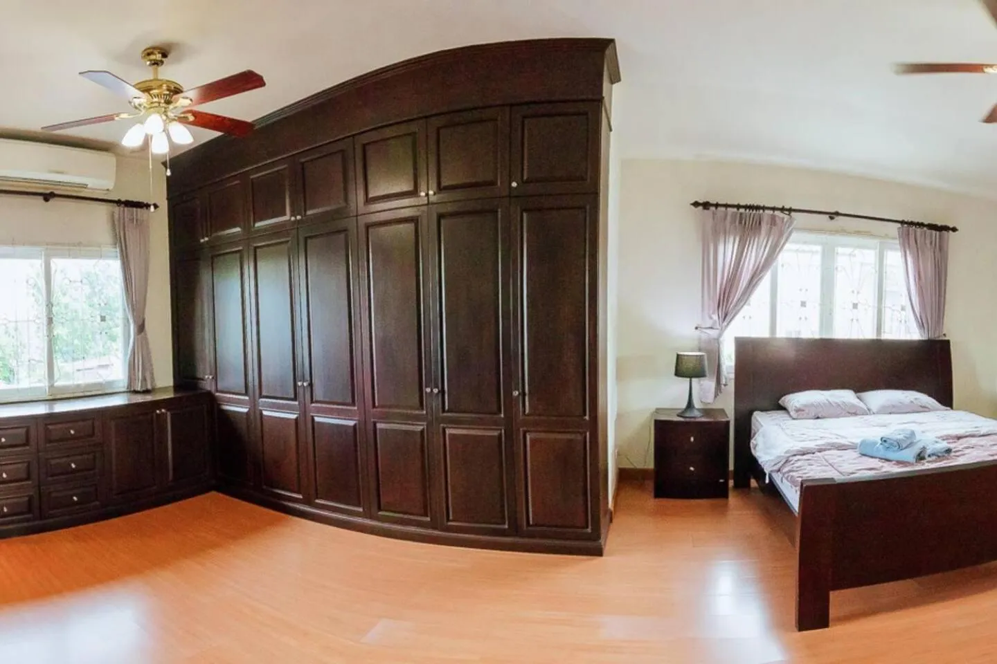 Bed in Captivating 3-Bed Villa in Muang Pattaya