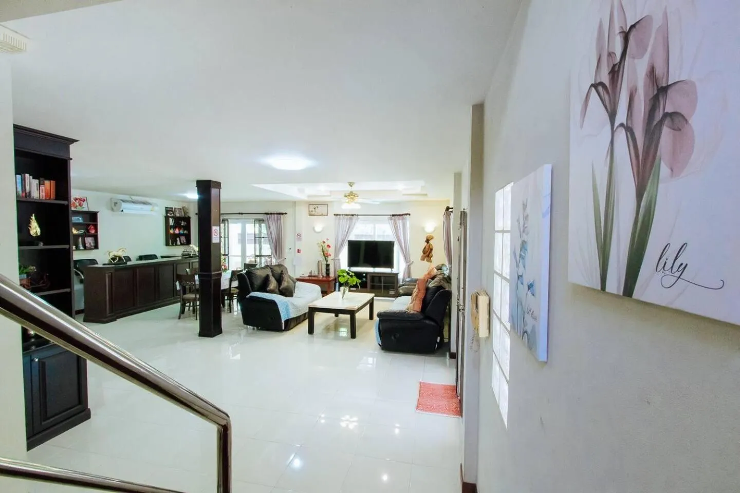 Living room in Captivating 3-Bed Villa in Muang Pattaya