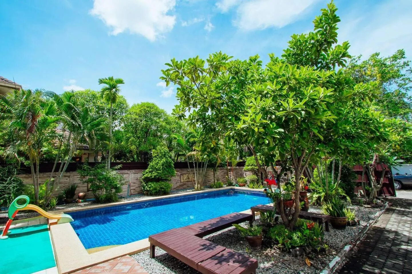 Captivating 3-Bed Villa in Muang Pattaya