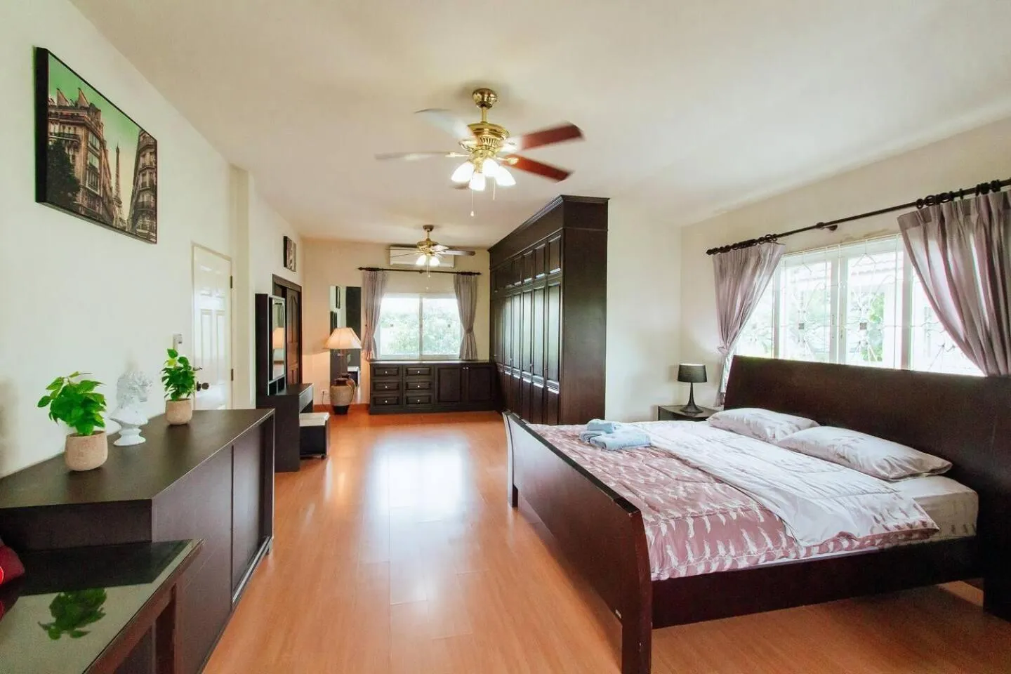Bed in Captivating 3-Bed Villa in Muang Pattaya