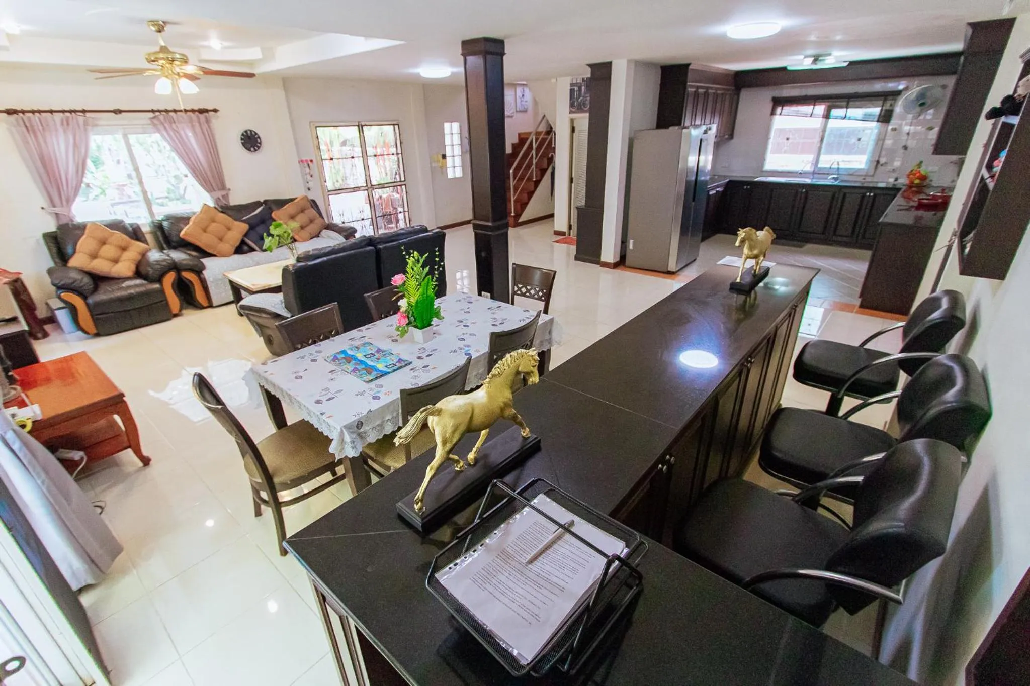 Captivating 3-Bed Villa in Muang Pattaya