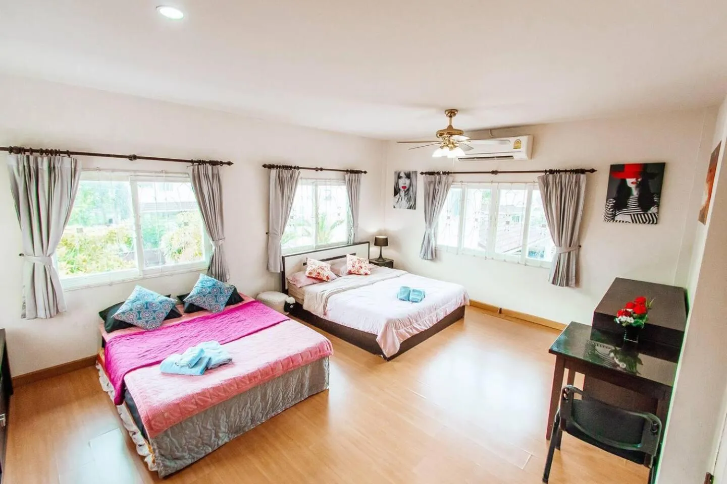 Photo of the whole room, Bed in Captivating 3-Bed Villa in Muang Pattaya