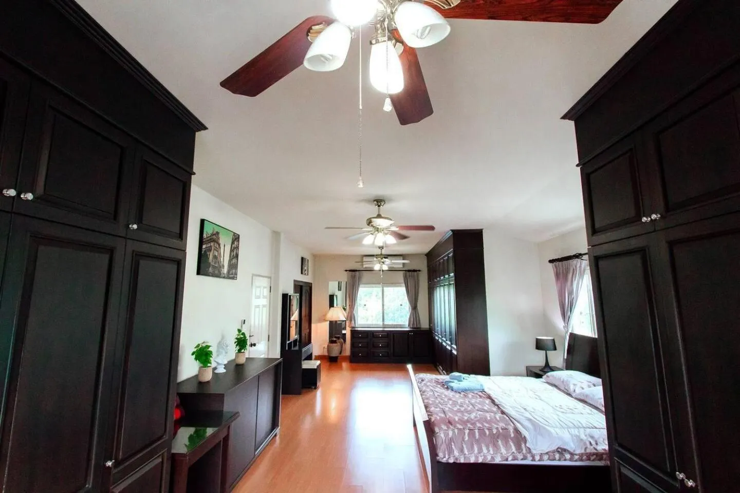 Bed in Captivating 3-Bed Villa in Muang Pattaya