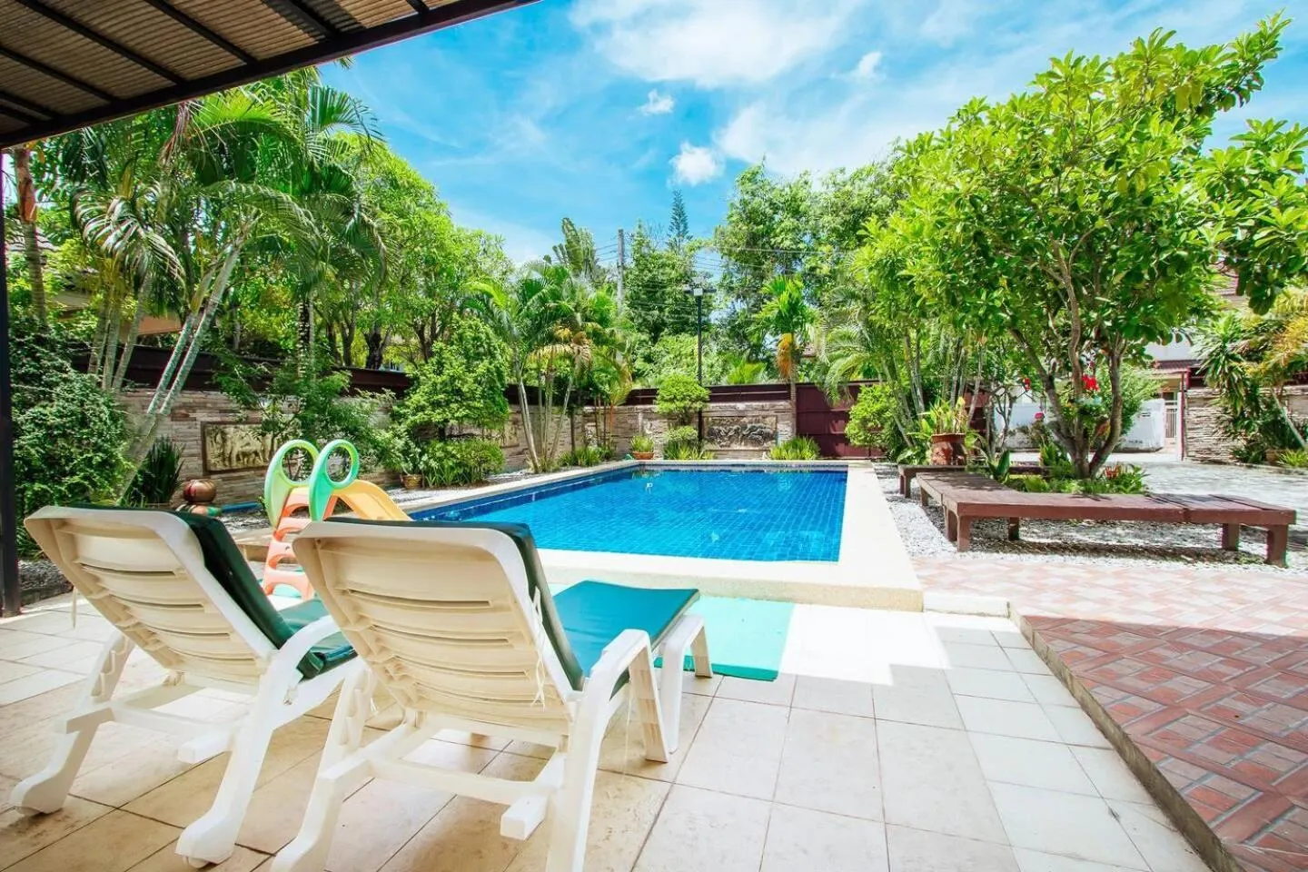 Captivating 3-Bed Villa in Muang Pattaya
