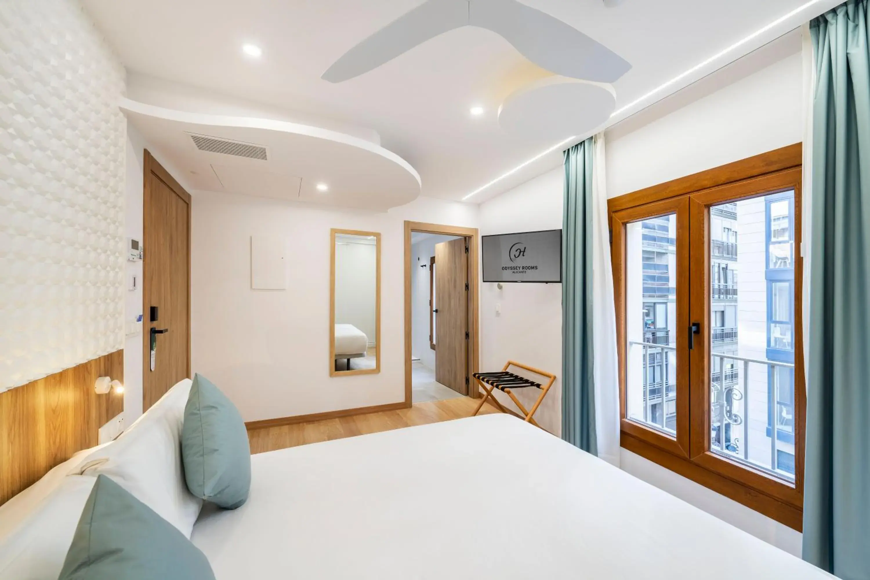 Standard Single Room in Odyssey Rooms Alicante Standard Single Room in Odyssey Rooms Alicante