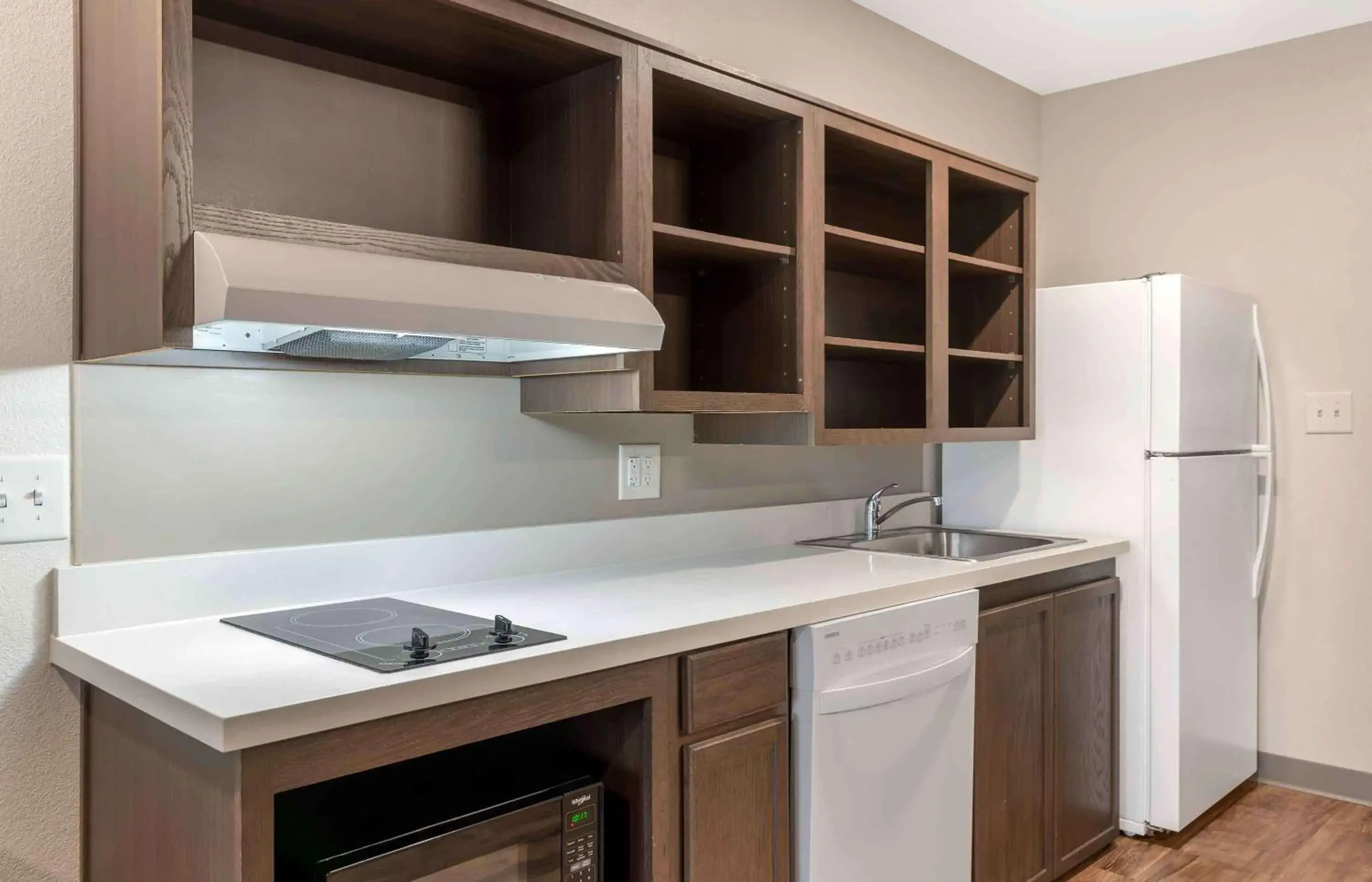 Bedroom, Kitchen/Kitchenette in Extended Stay America Suites - Atlanta - Lithia Springs