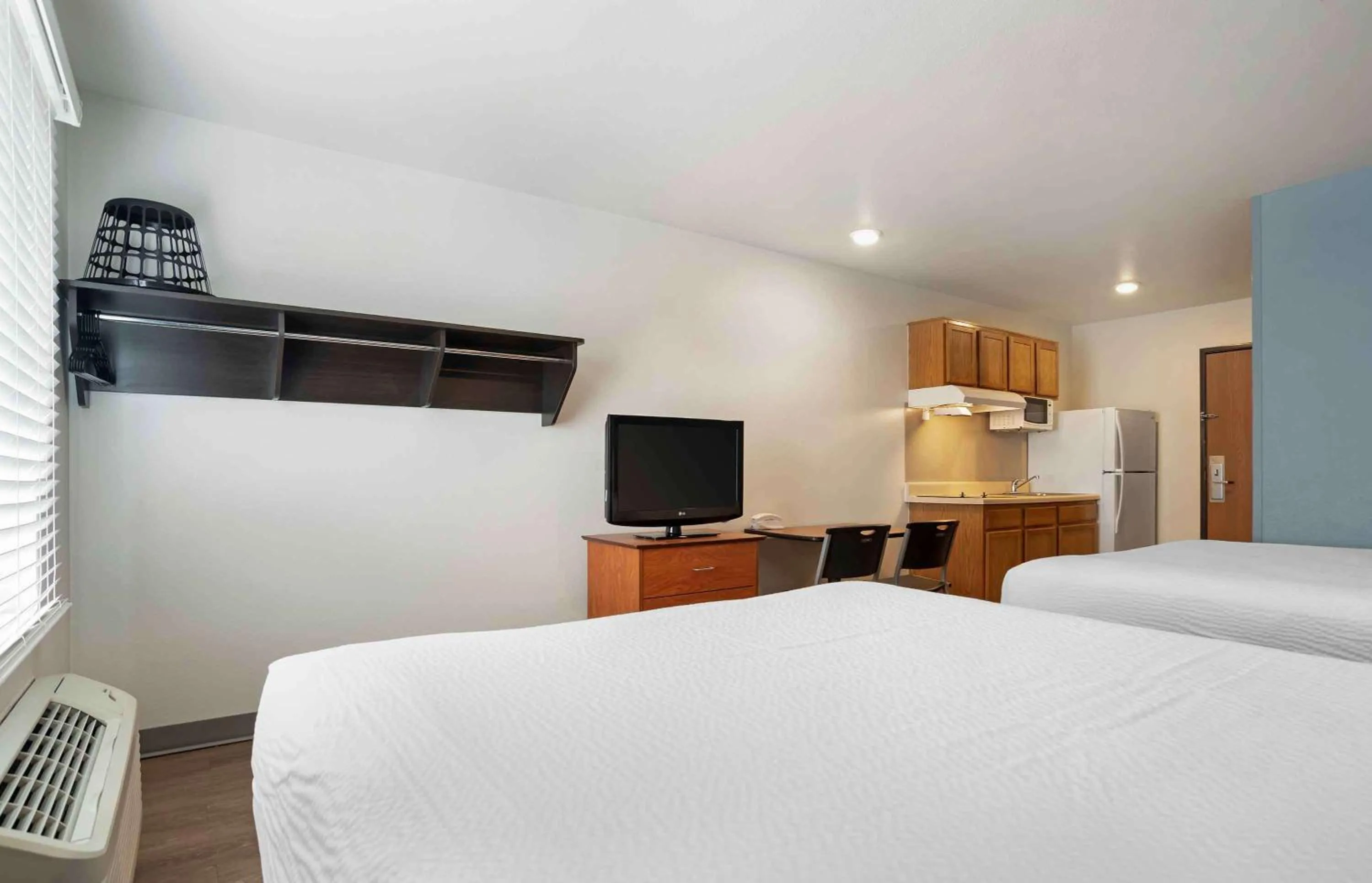 Bedroom, Bed in Extended Stay America Select Suites - Panama City - Callaway