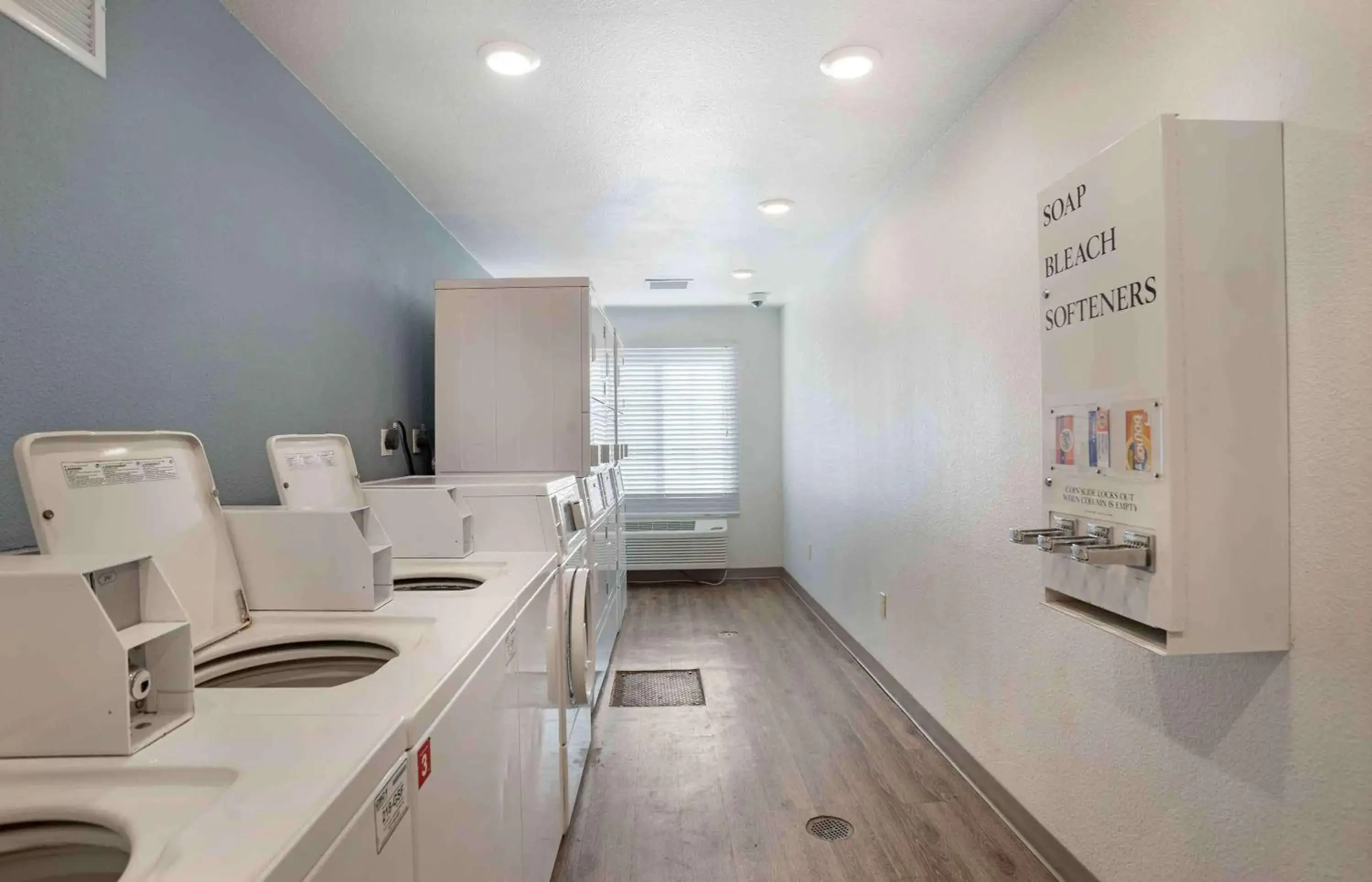 Property building in Extended Stay America Select Suites - Panama City - Callaway Property building in Extended Stay America Select Suites - Panama City - Callaway