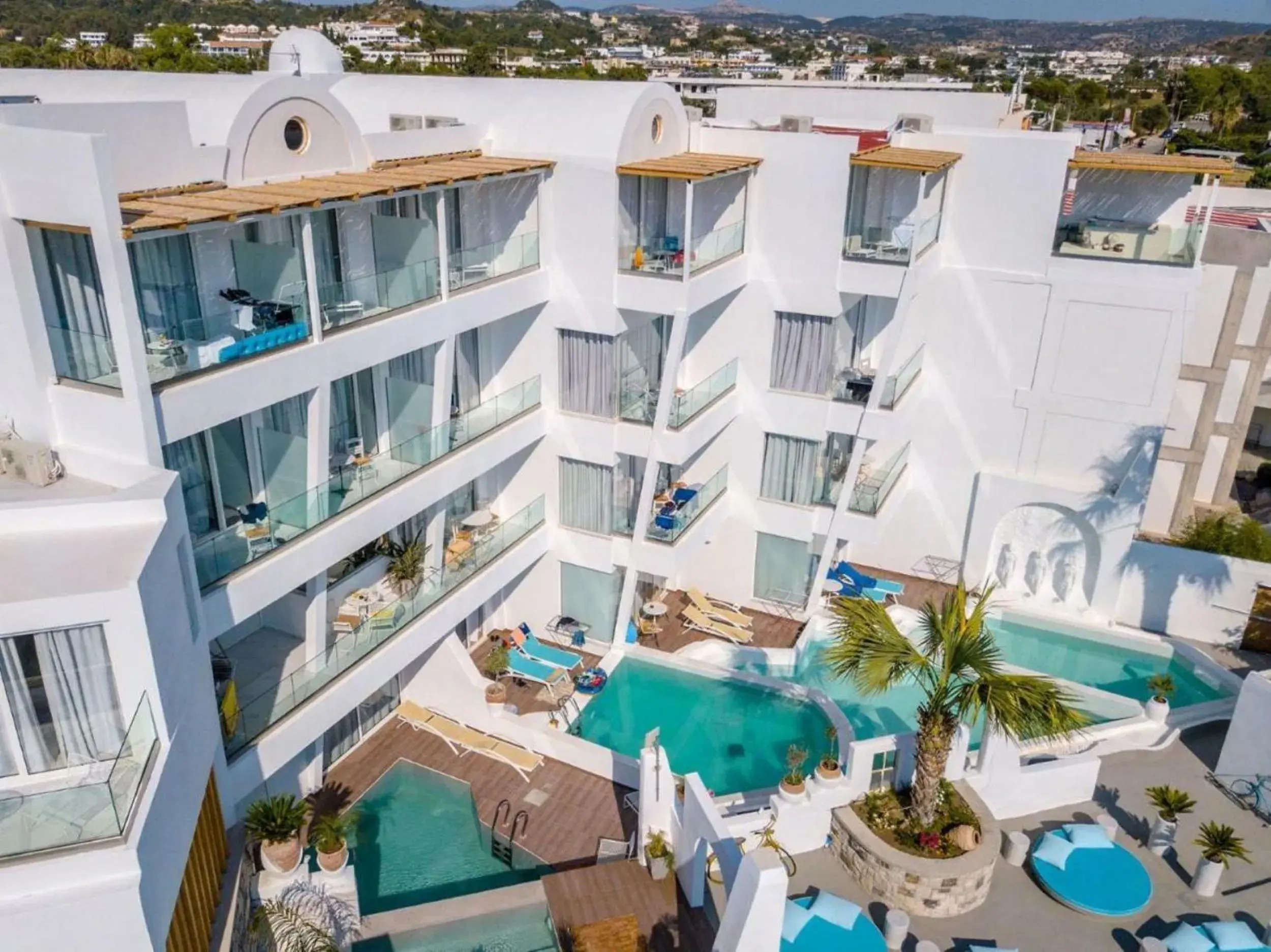 Property building in Kouros Home & Suites Property building in Kouros Home & Suites