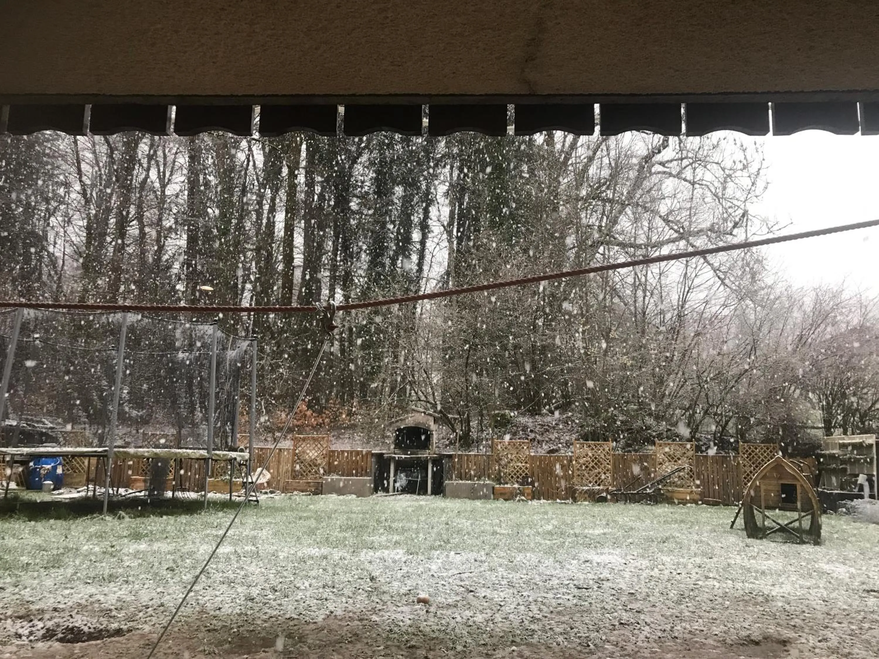 BBQ facilities in Chalet Esprit