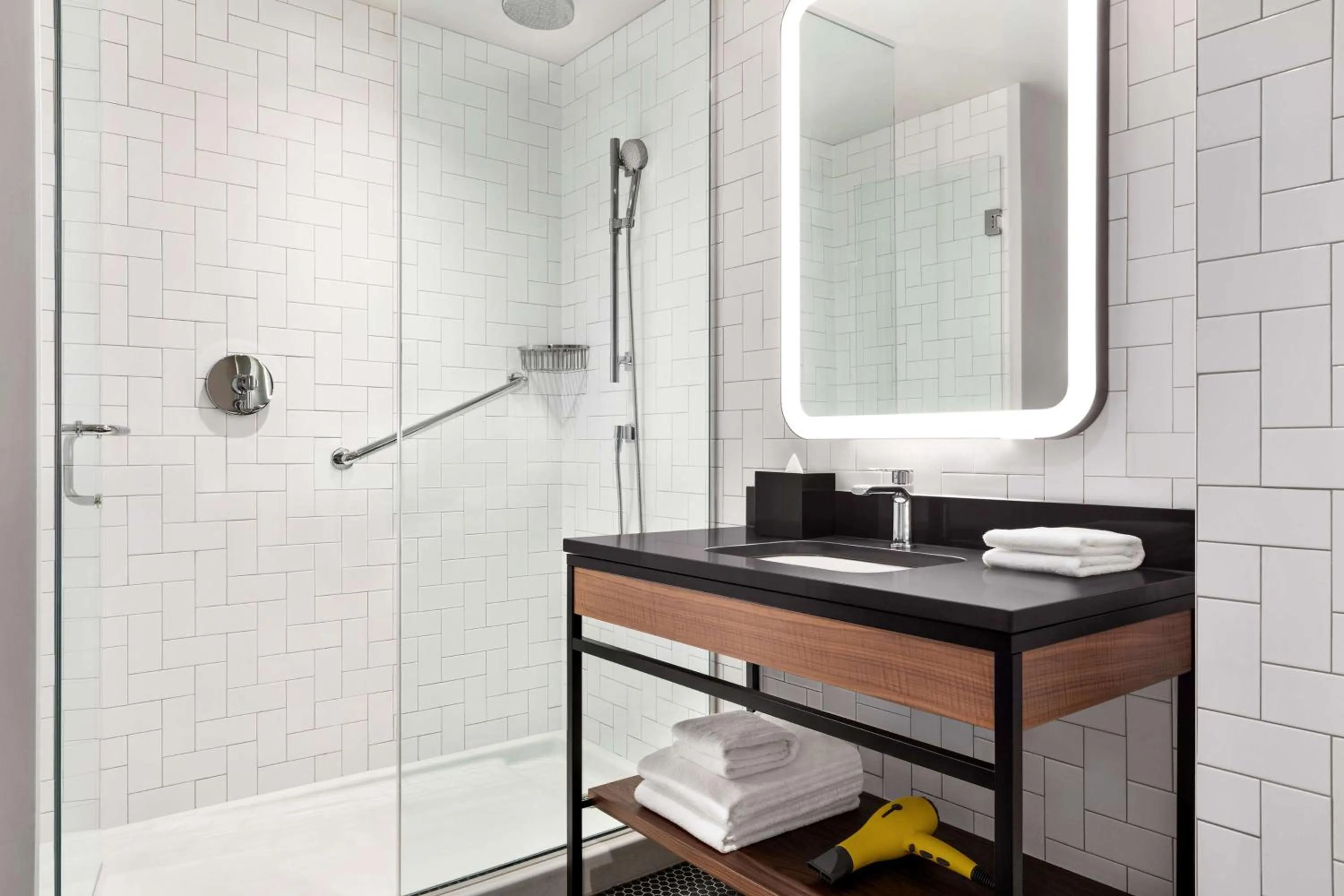 Bathroom in Hyatt Centric Montreal