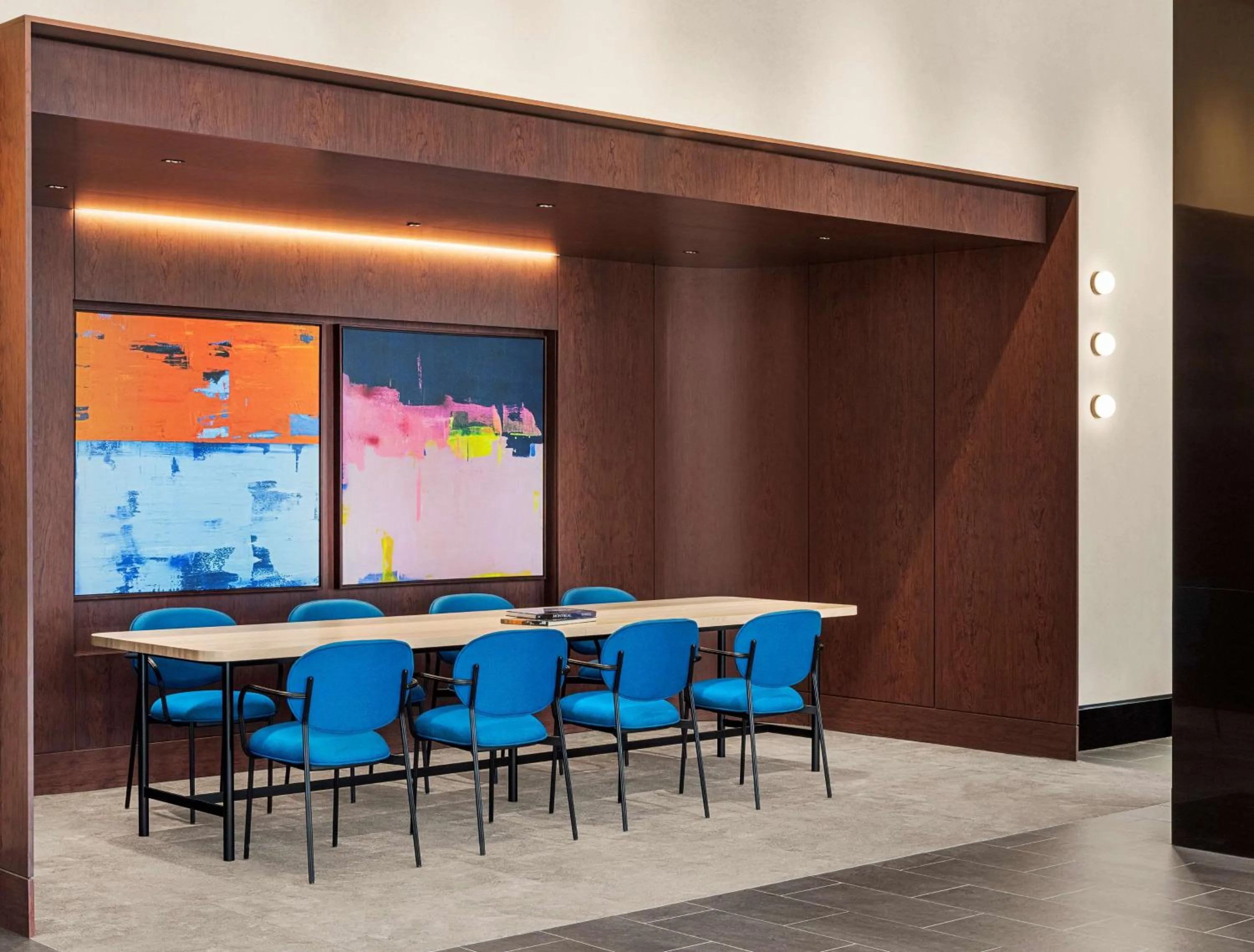 Lobby or reception in Hyatt Centric Montreal