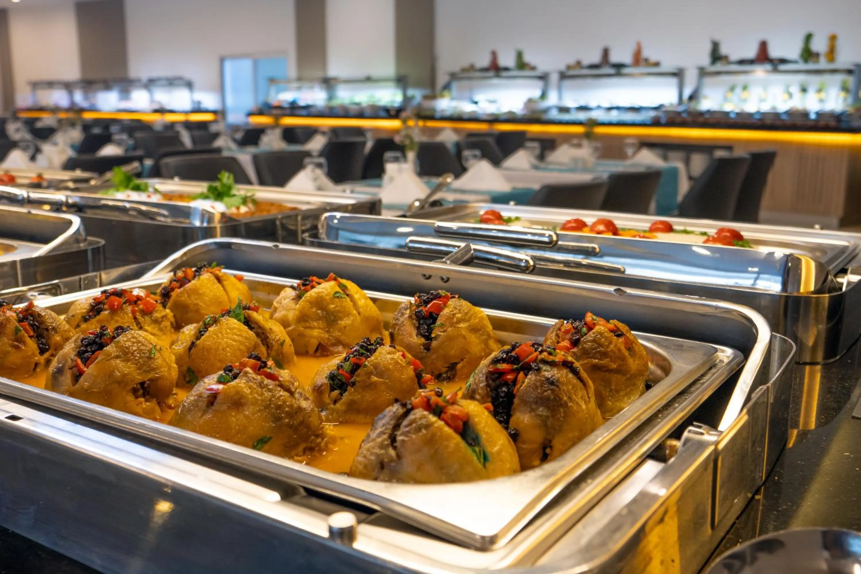 Food and drinks in Viking Garden Hotel