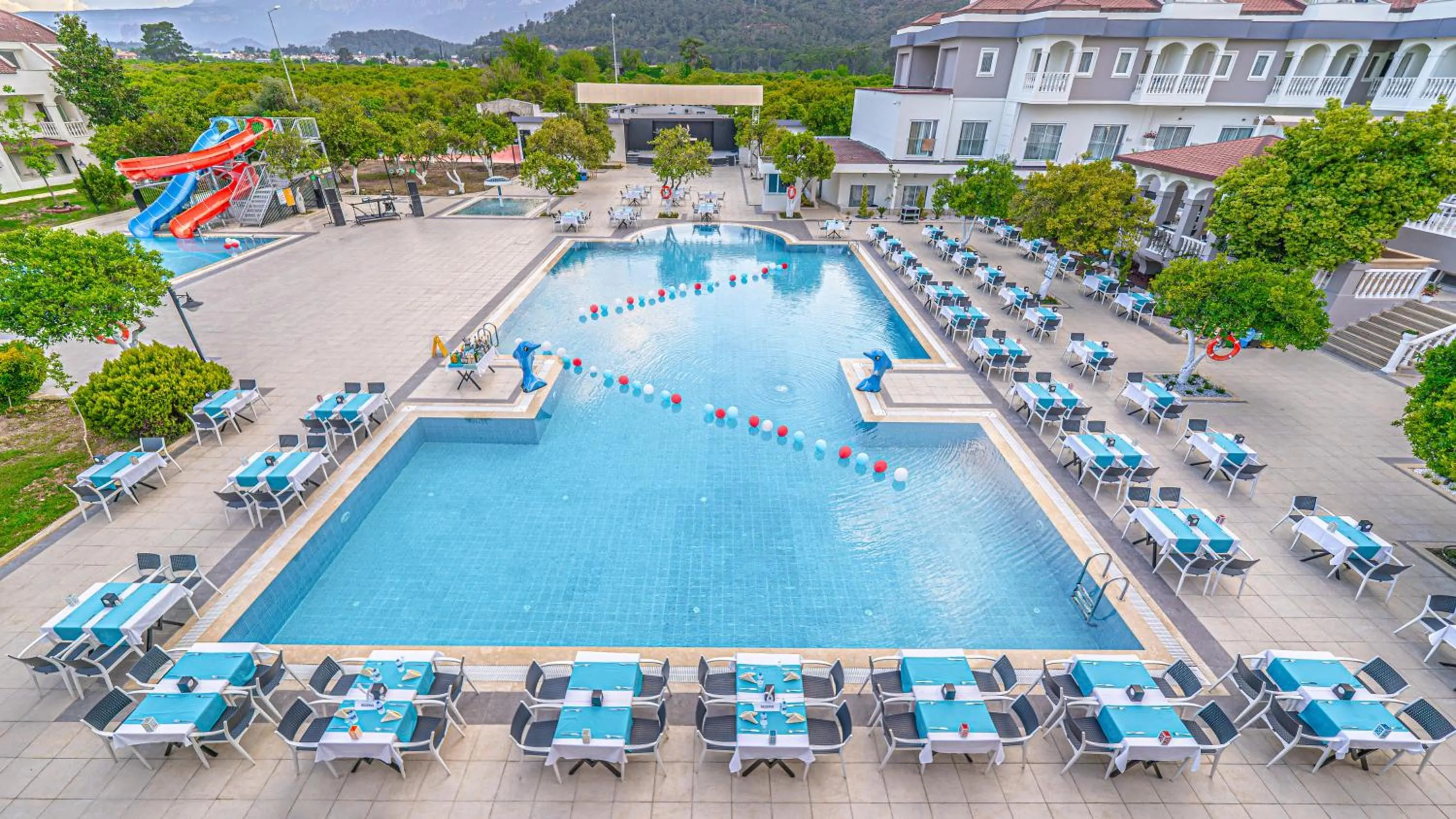 Pool view in Viking Garden Hotel