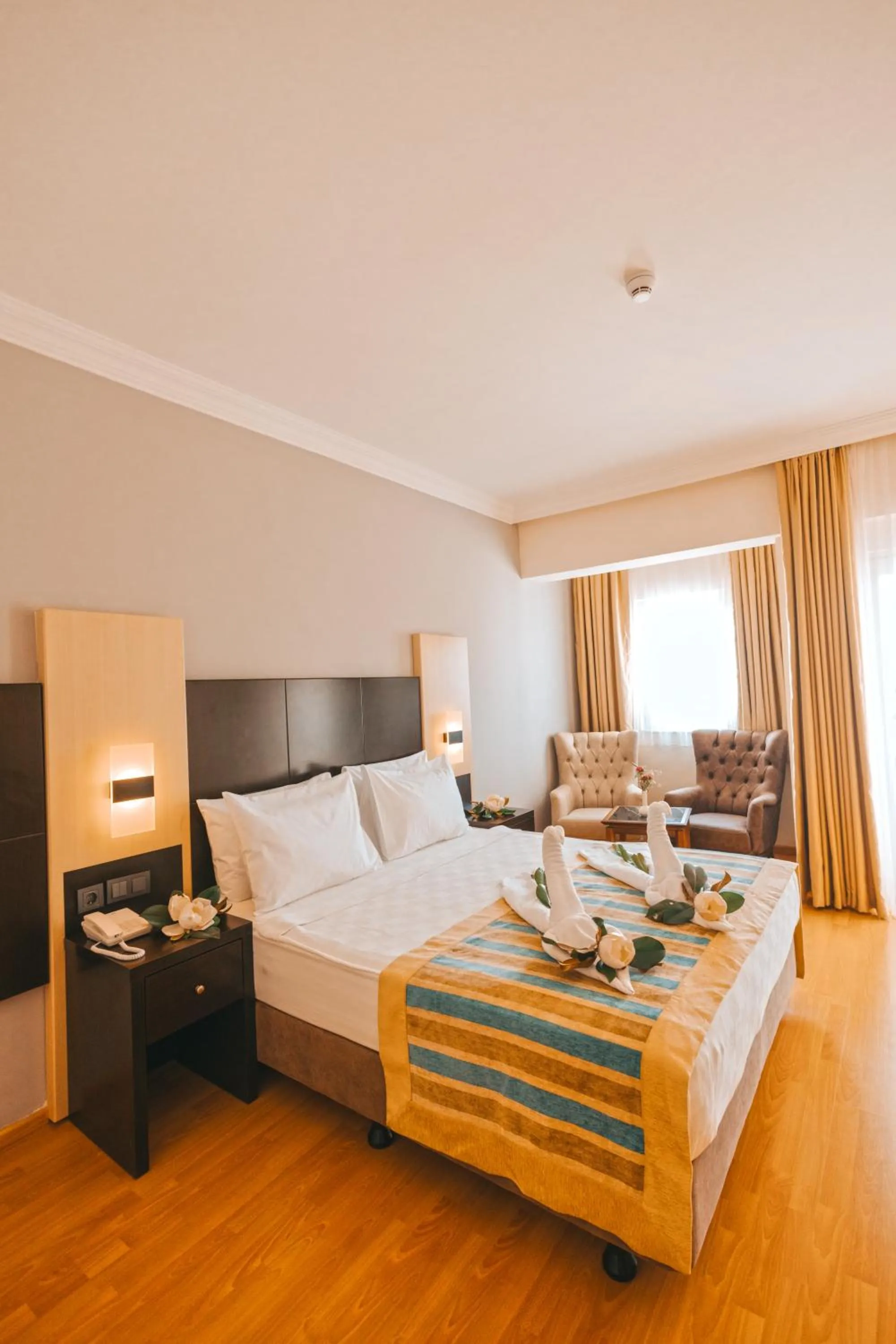 Bed in Viking Garden Hotel