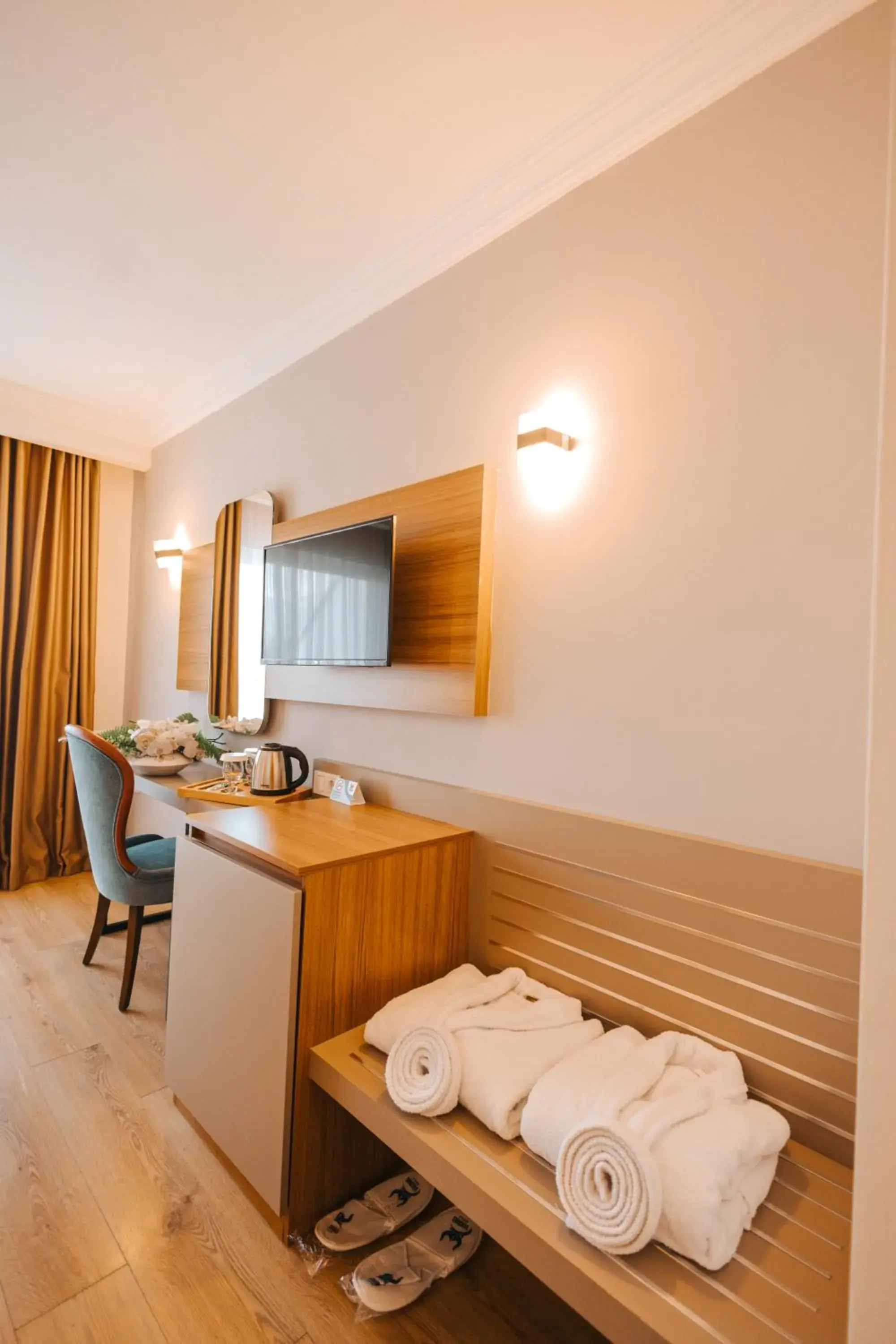 Bedroom in Viking Garden Hotel Bedroom in Viking Garden Hotel