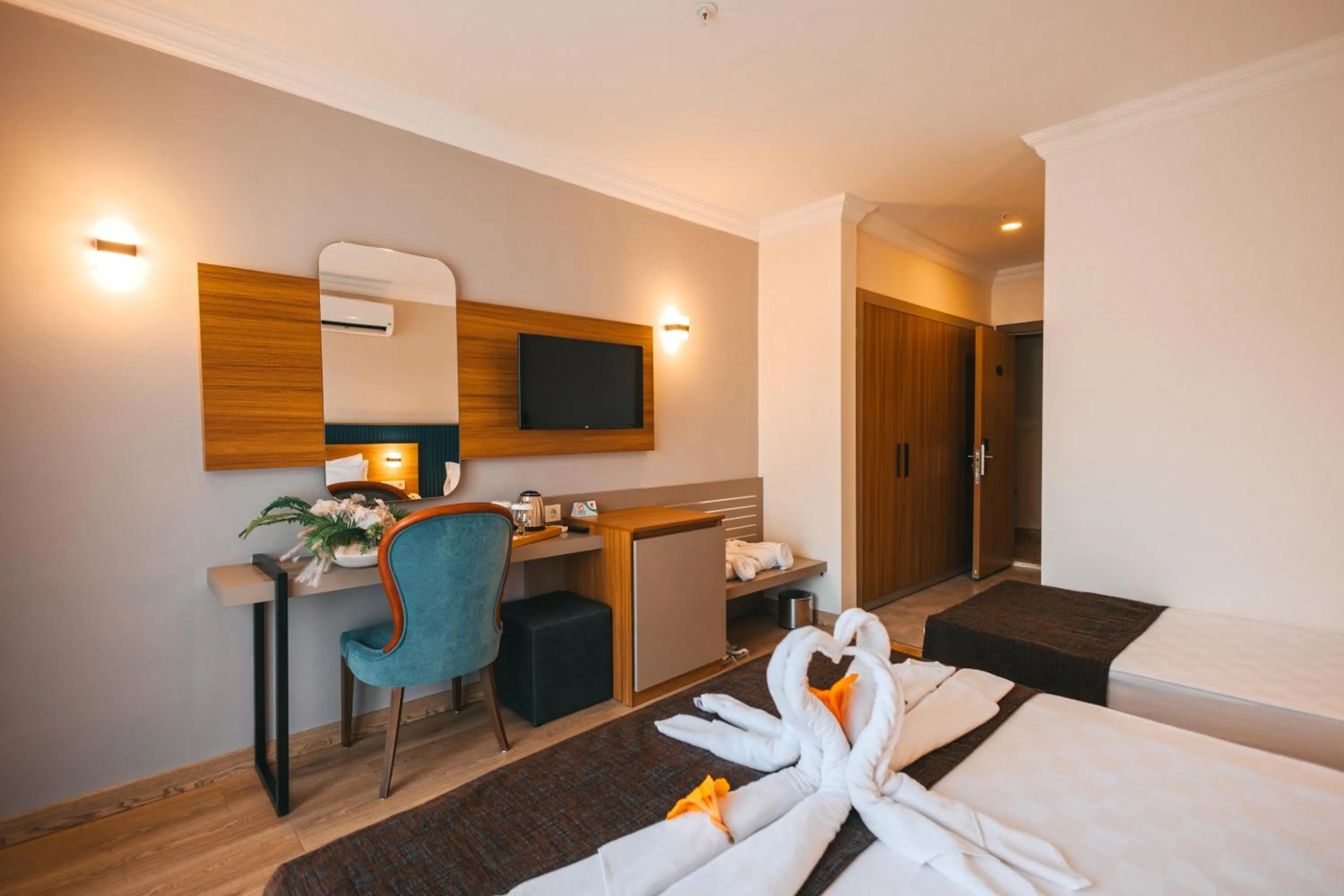 Bed in Viking Garden Hotel