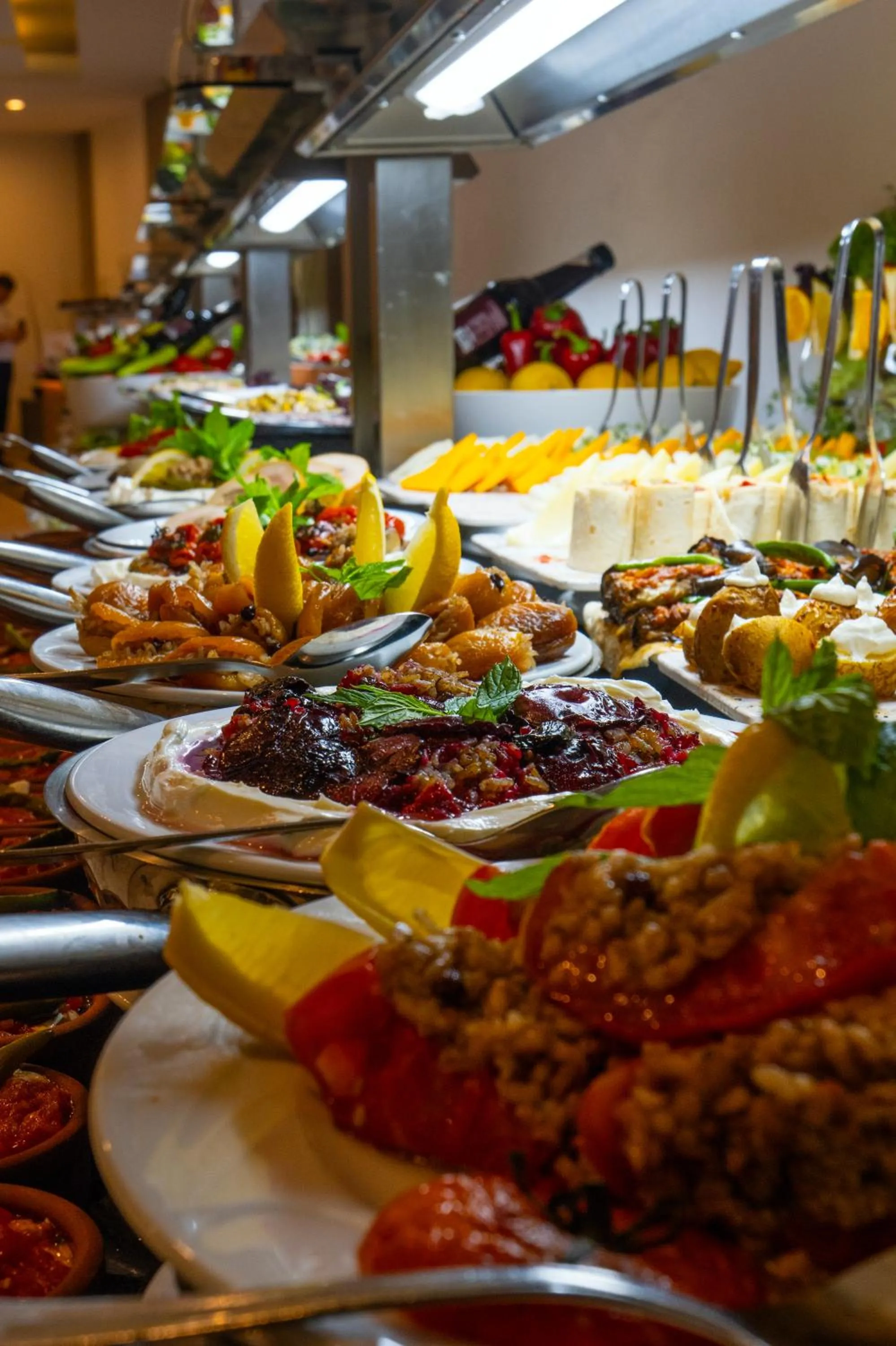 Food and drinks in Viking Garden Hotel