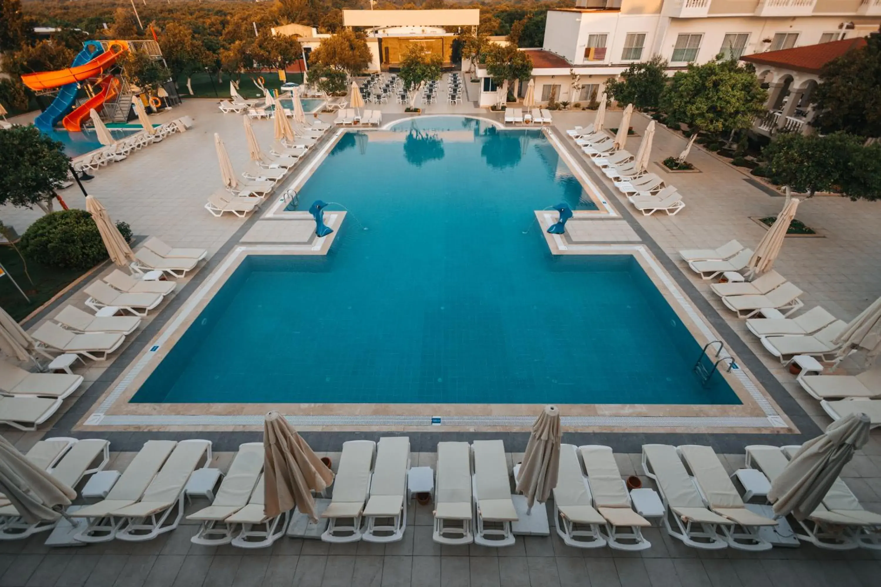 Swimming pool in Viking Garden Hotel Swimming pool in Viking Garden Hotel