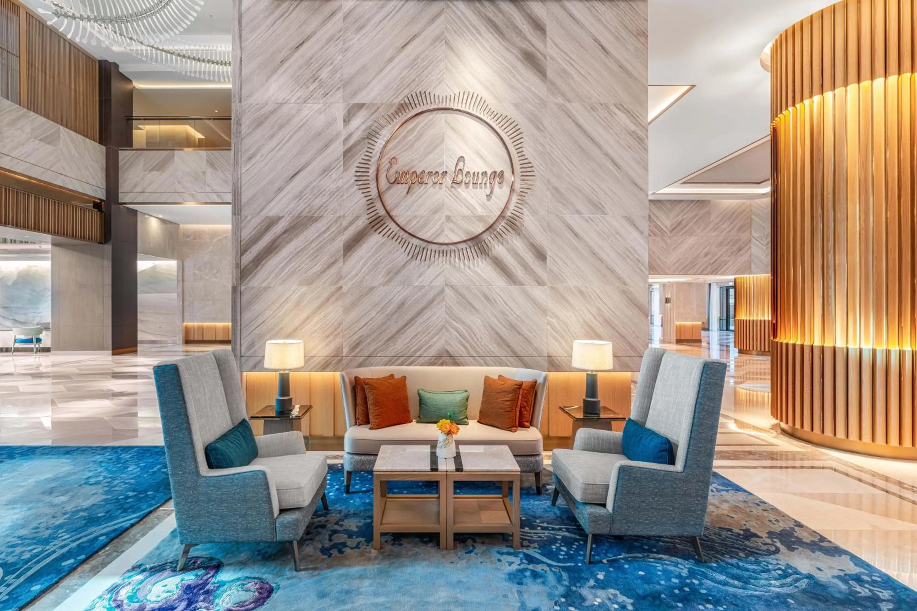 Lounge or bar in Taj Exotica Resort & Spa, The Palm, Dubai