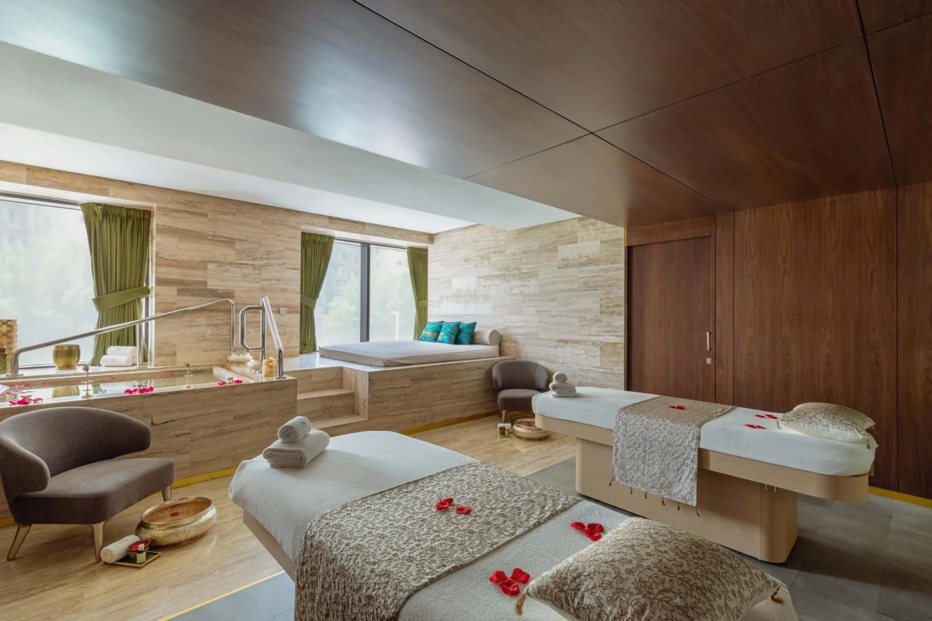 Massage, Bed in Taj Exotica Resort & Spa, The Palm, Dubai