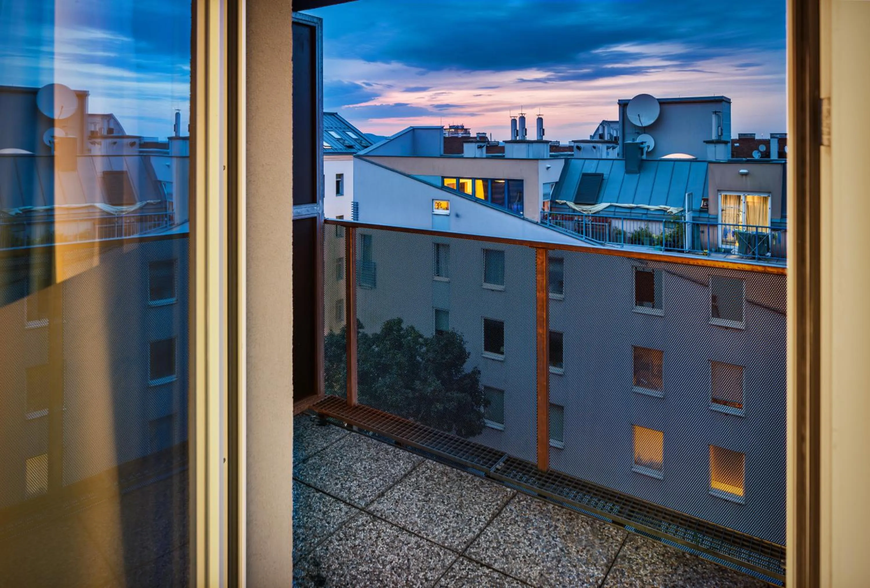 Balcony/Terrace in Jimmy's Apartments Dandelion