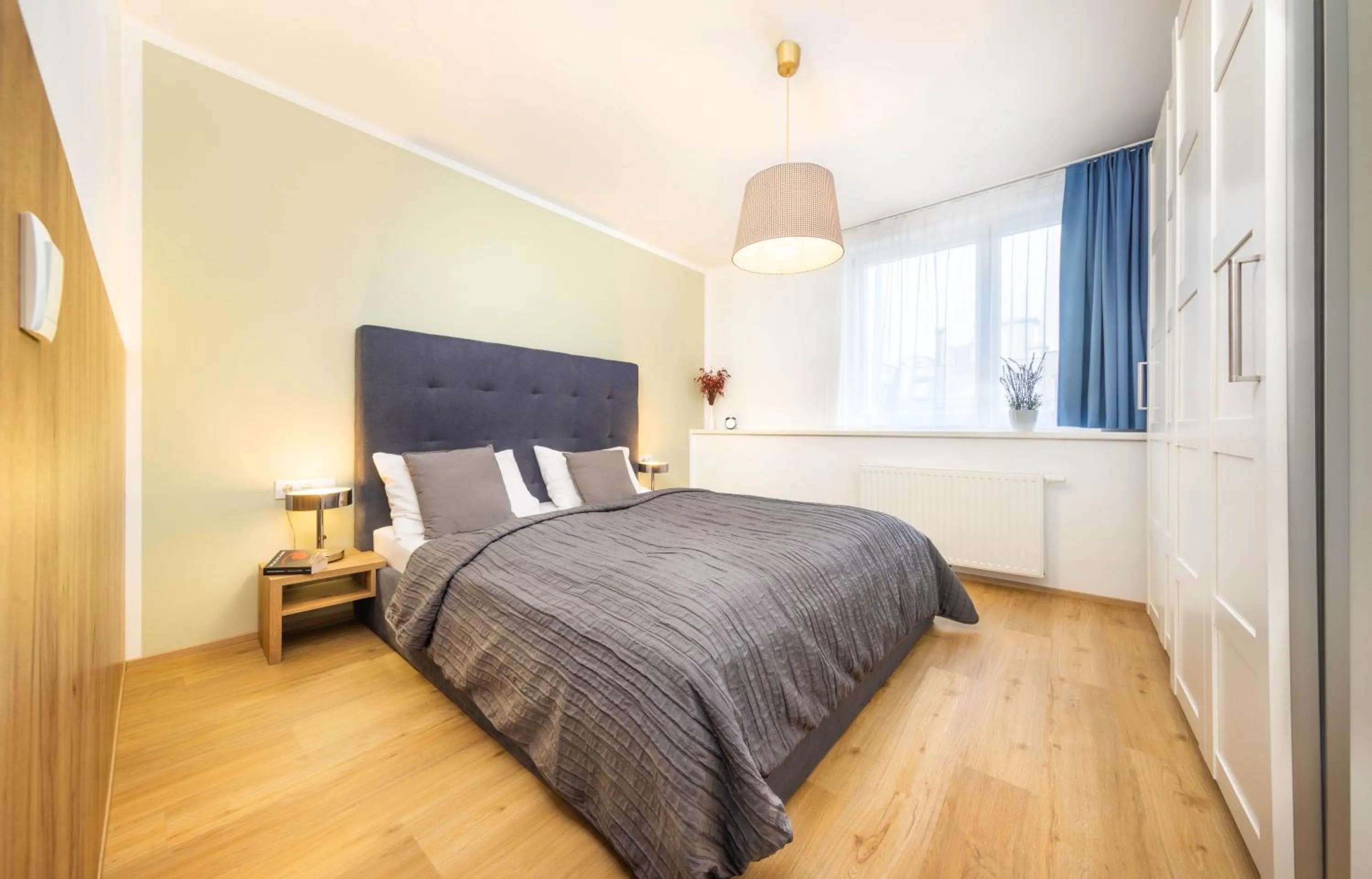 Bed in Jimmy's Apartments Dandelion