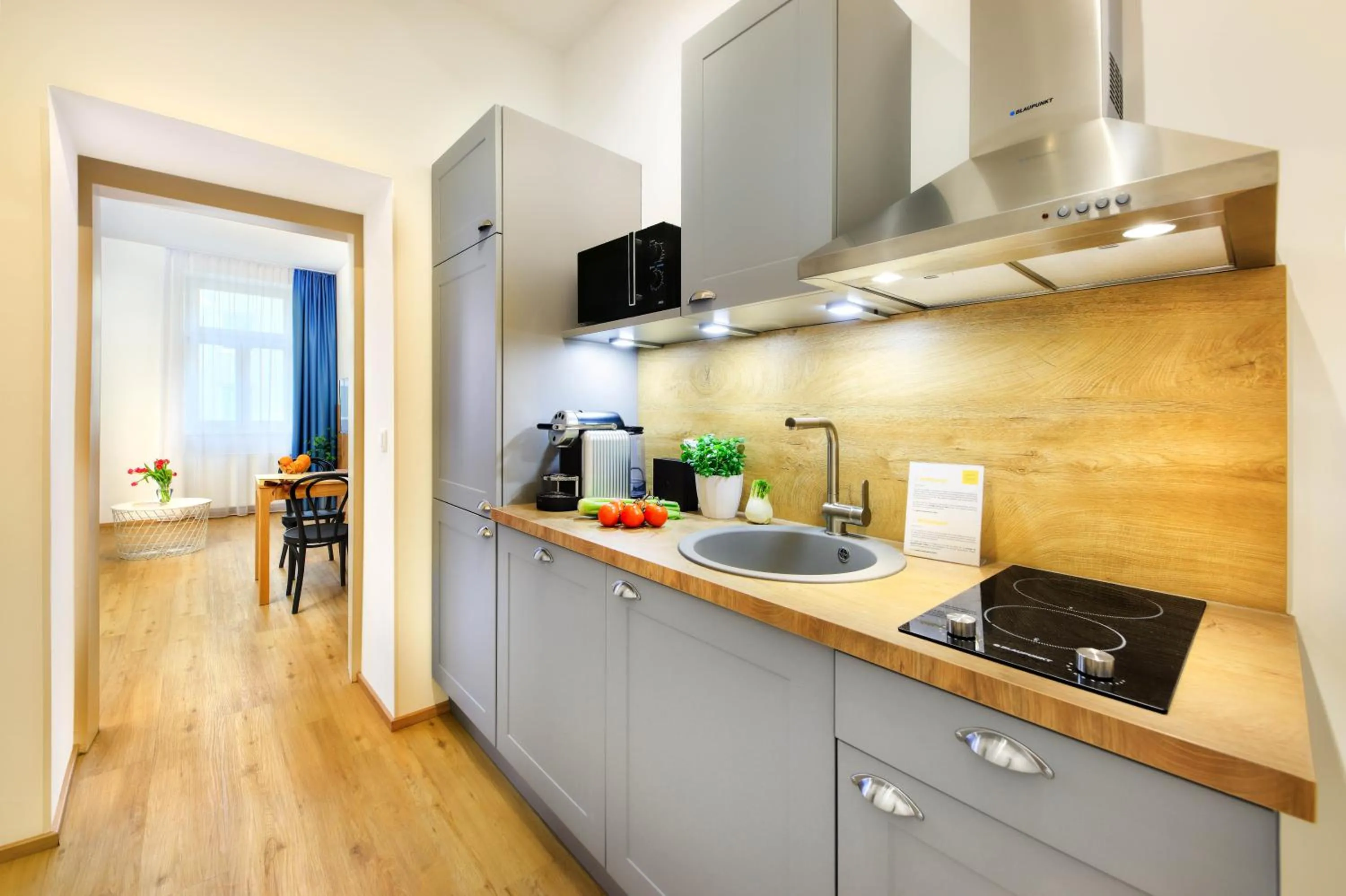 Coffee/tea facilities in Jimmy's Apartments Dandelion