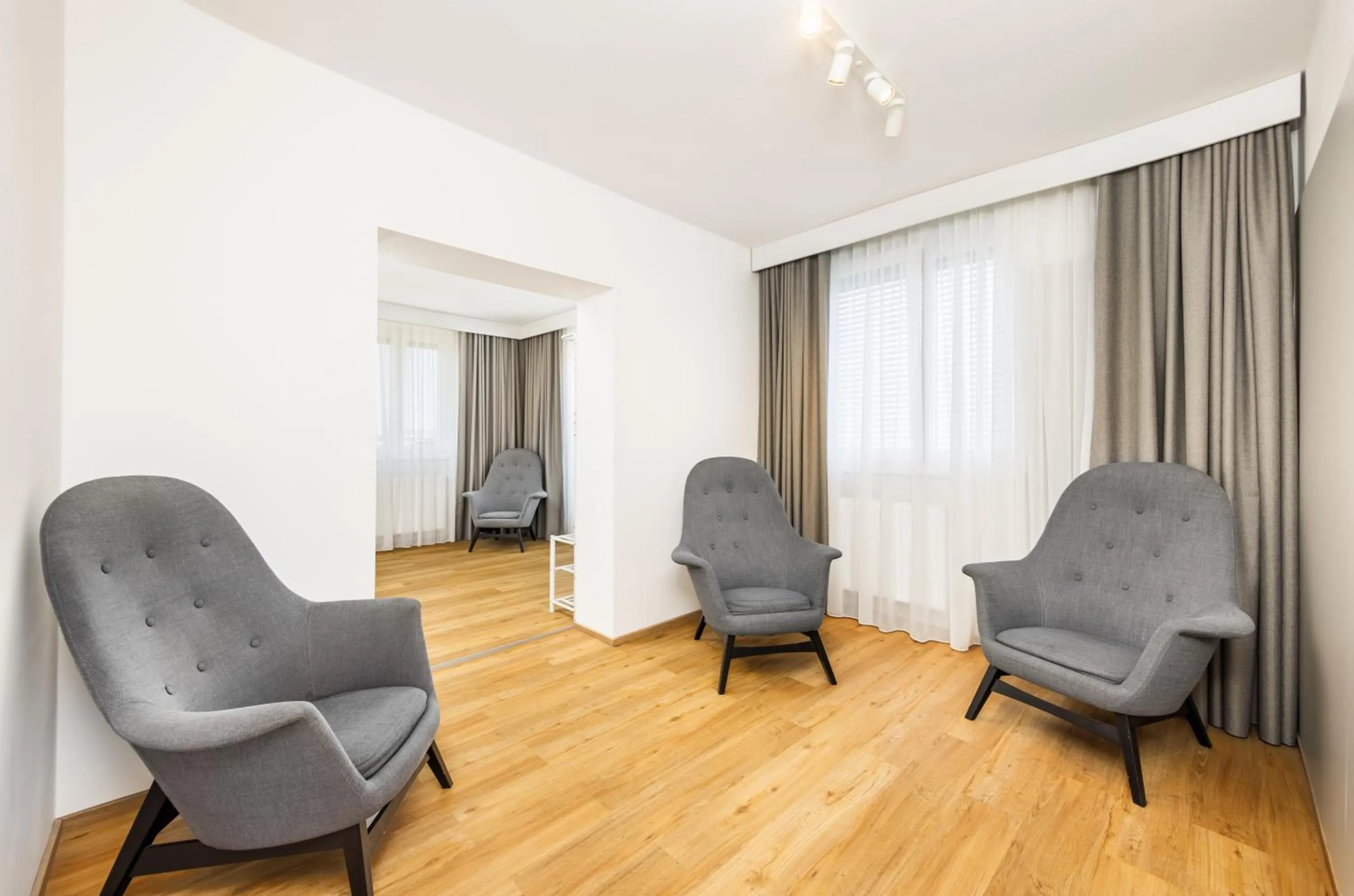 Other in Jimmy's Apartments Dandelion