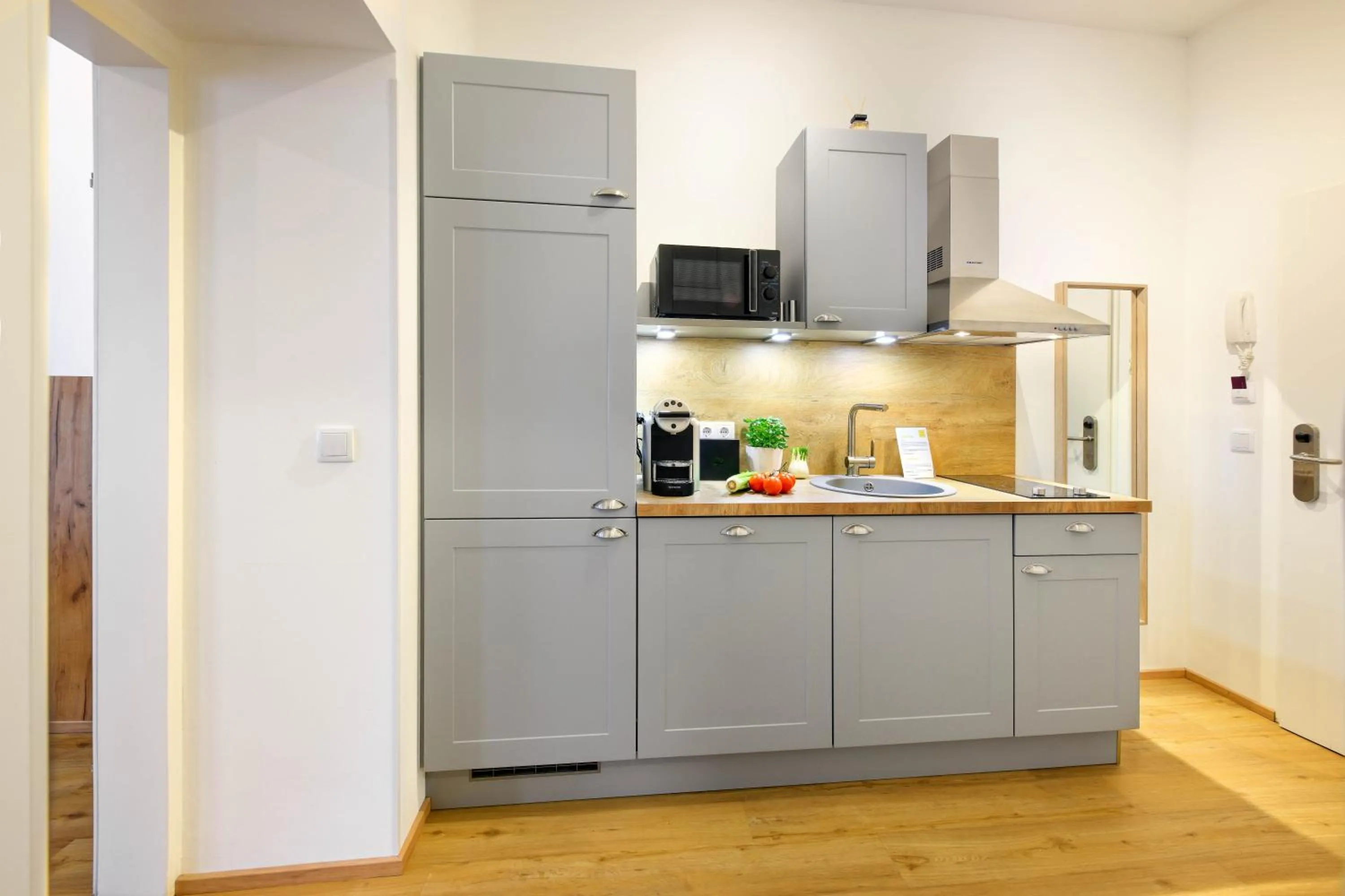 Coffee/tea facilities in Jimmy's Apartments Dandelion