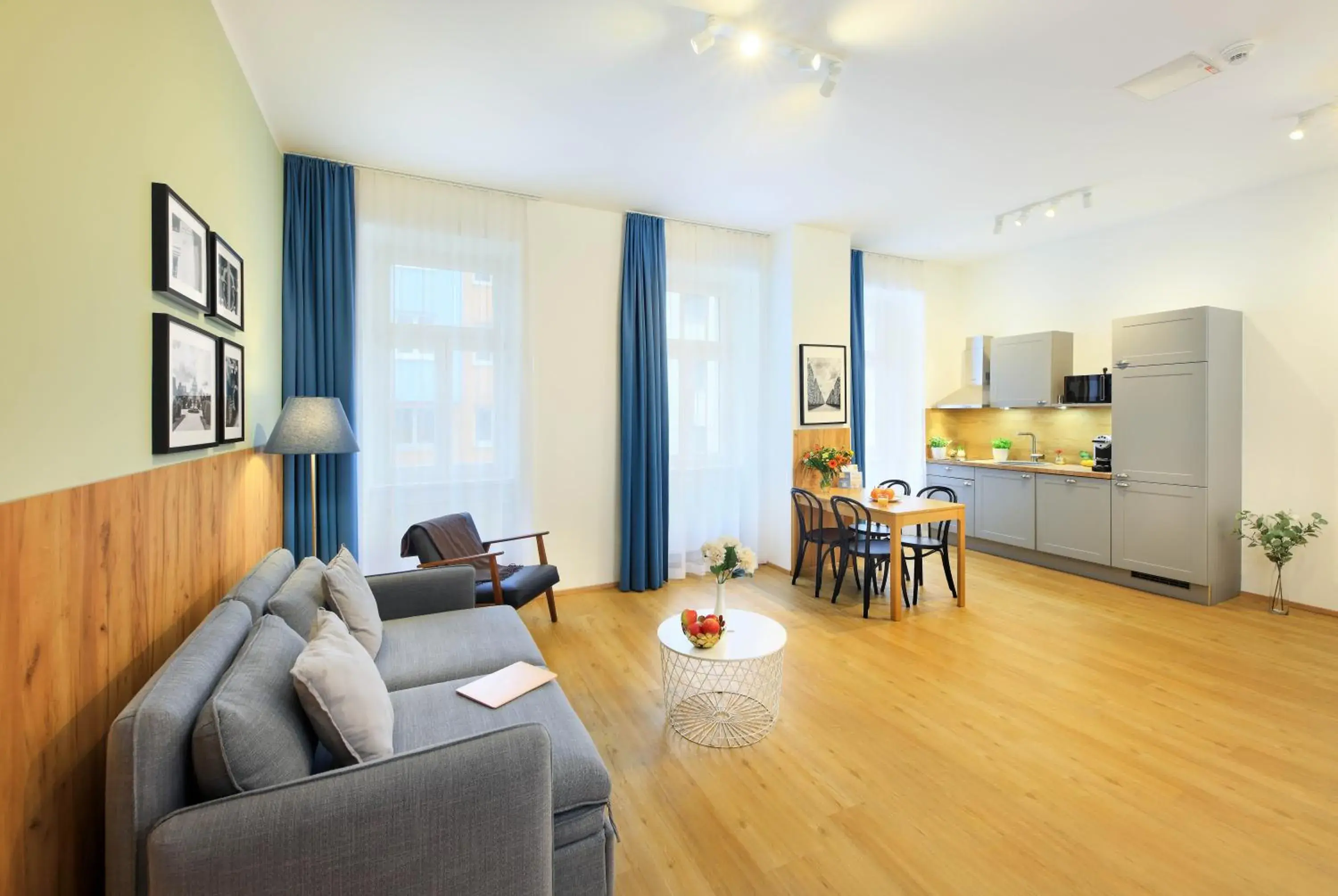 1-Bedroom Suite with Air Condition in Jimmy's Apartments Dandelion 1-Bedroom Suite with Air Condition in Jimmy's Apartments Dandelion