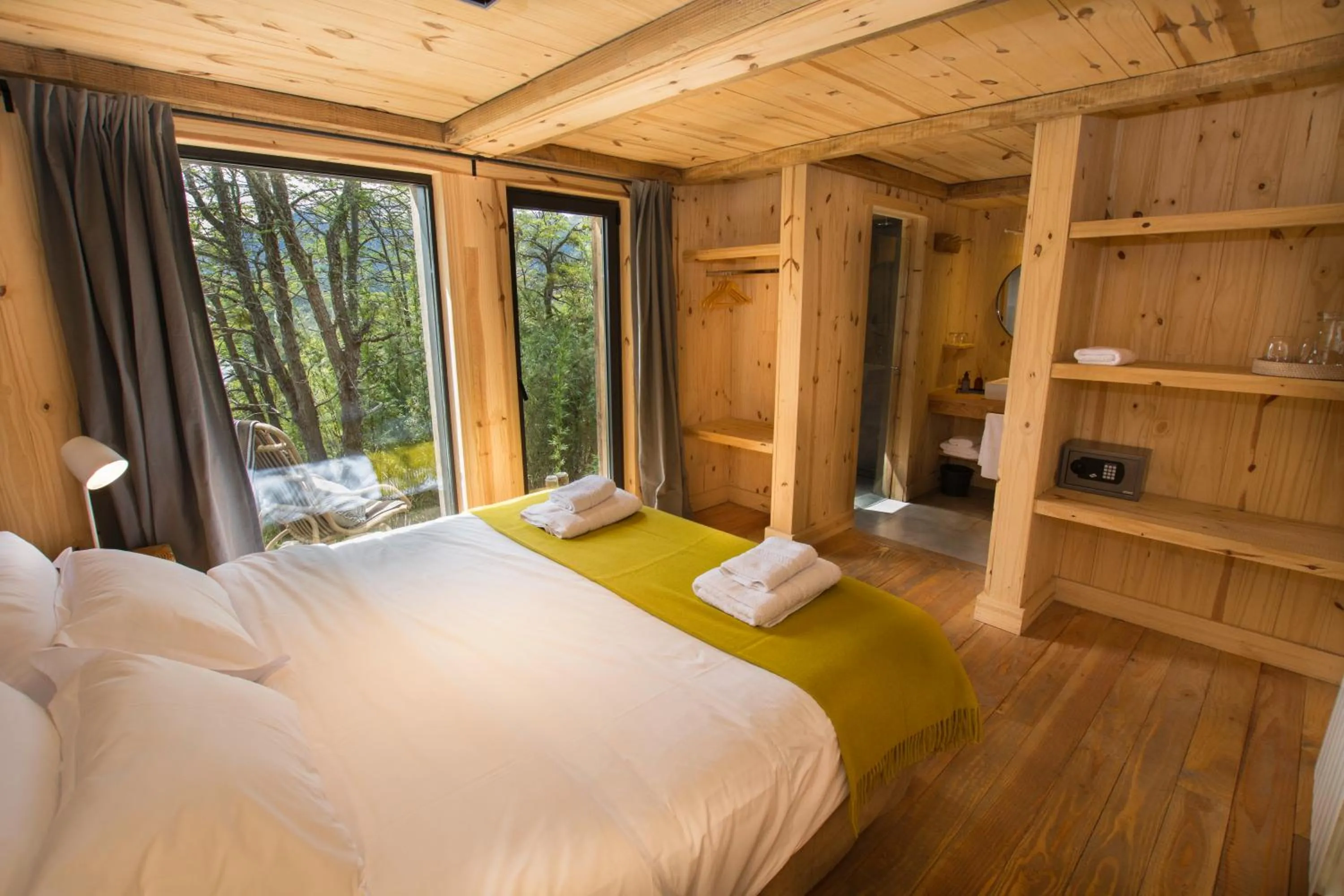 Photo of the whole room, Bed in Hermoso Eco Lodge
