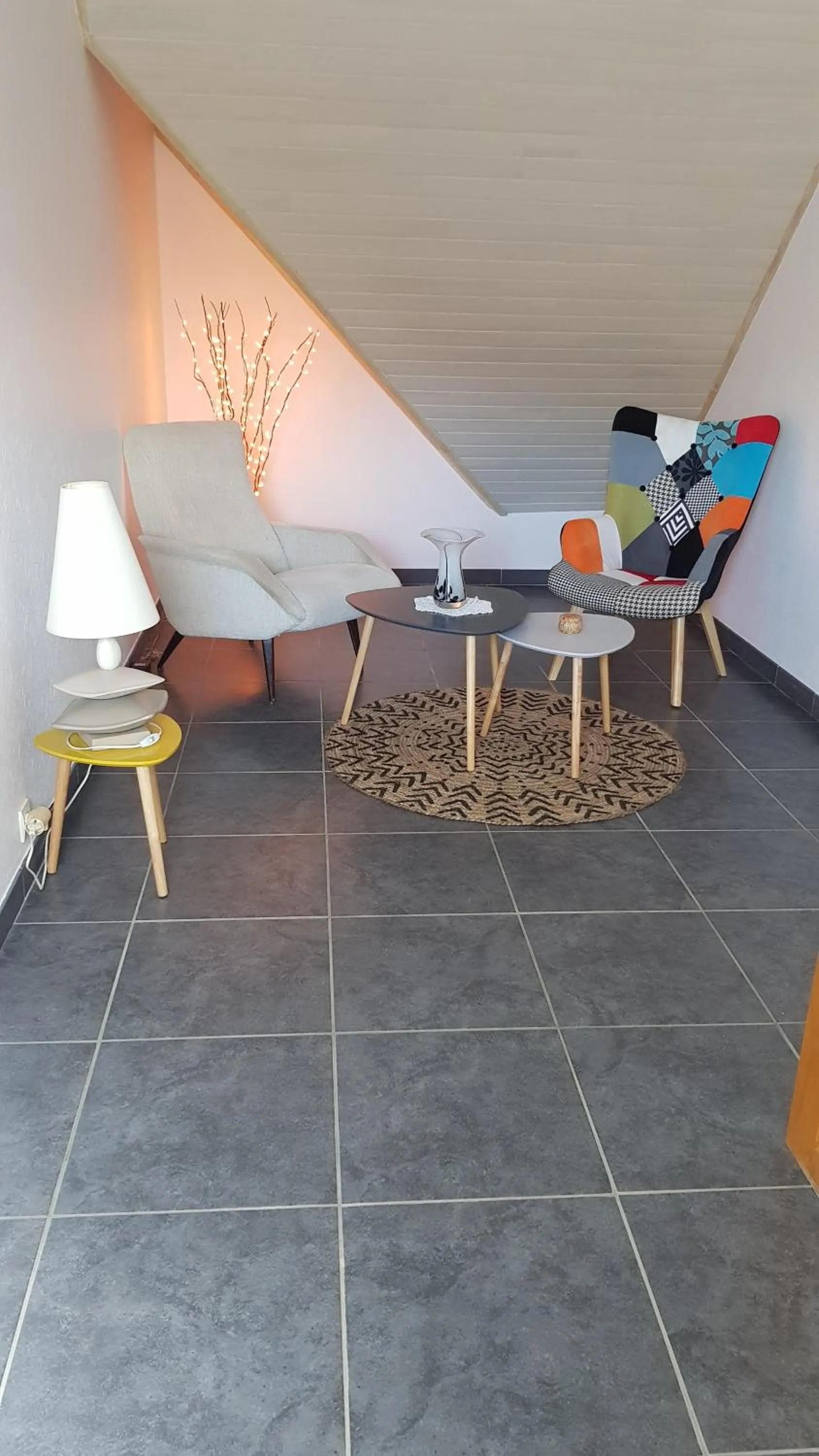 Seating area in Les Korrigans