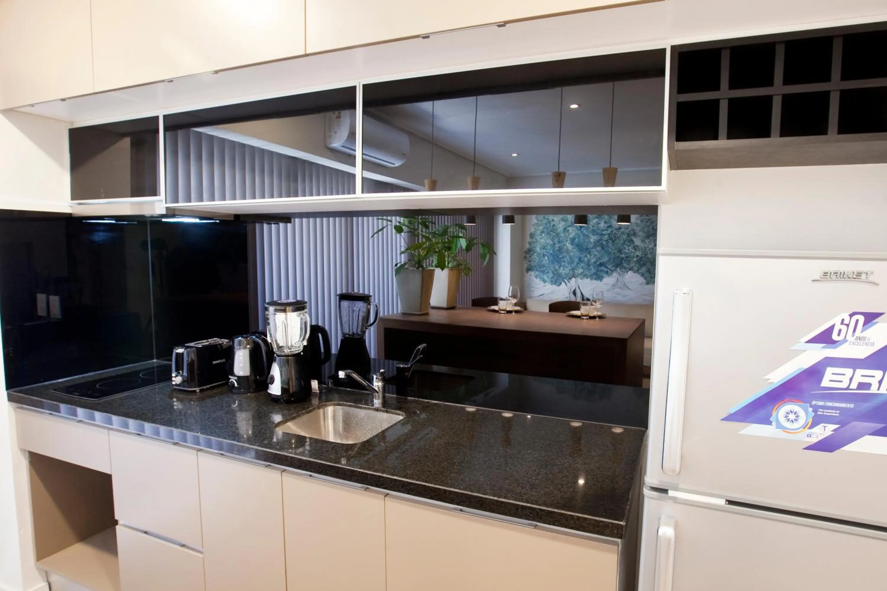 Kitchen or kitchenette in Le Montreal Apartments