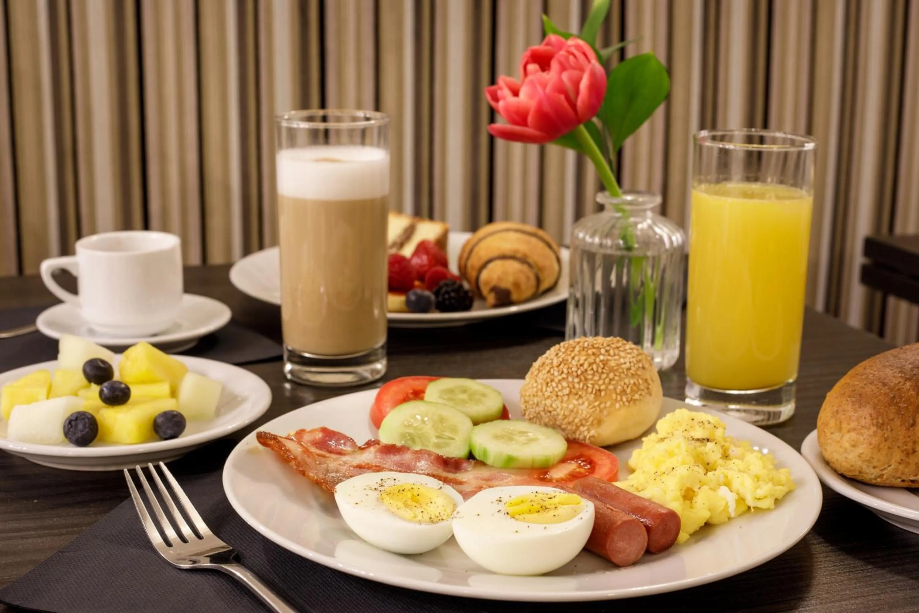 Food in Hotel Royal Court