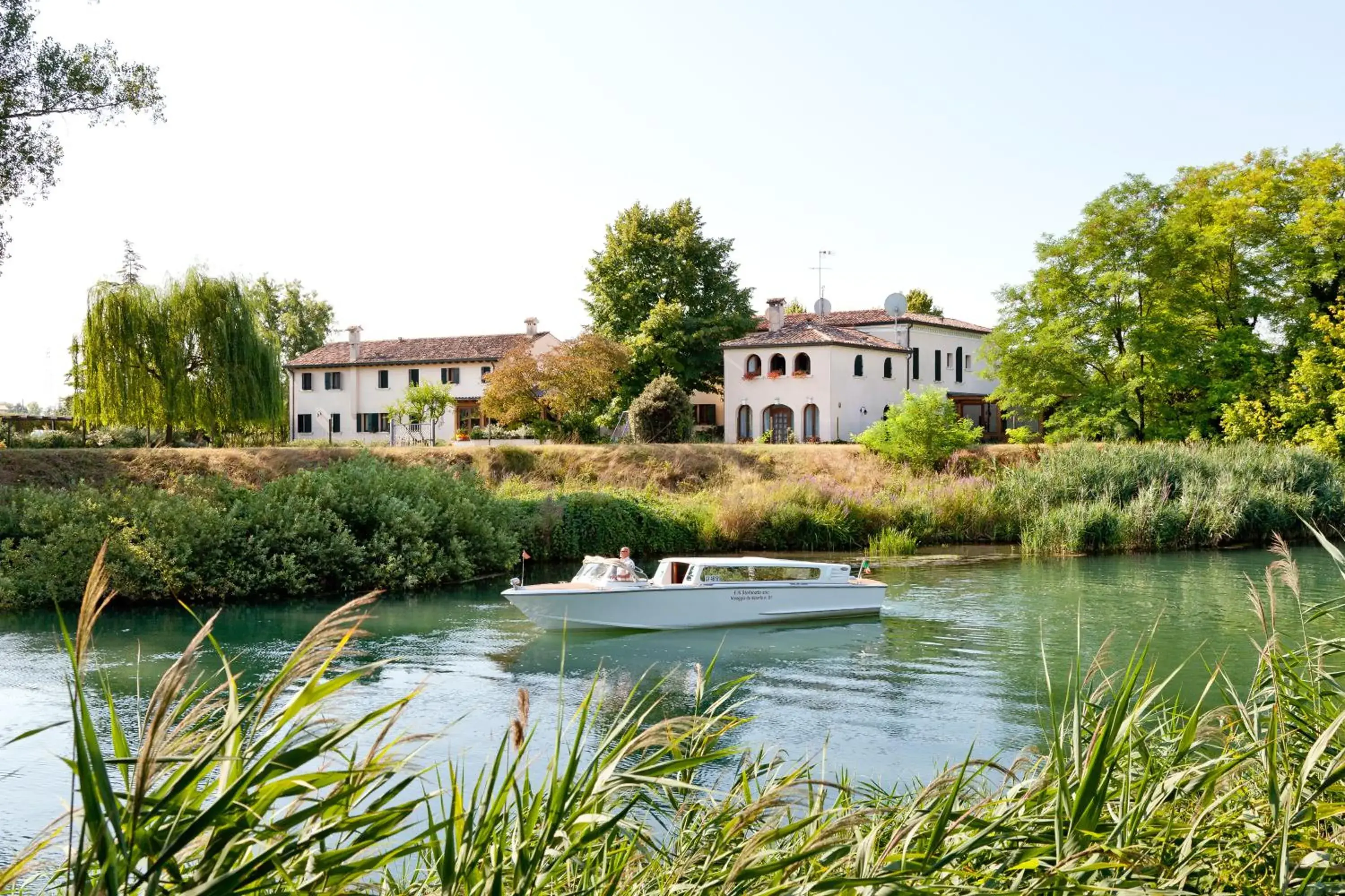Facade/entrance in Borgo Cà dei Sospiri Facade/entrance in Borgo Cà dei Sospiri