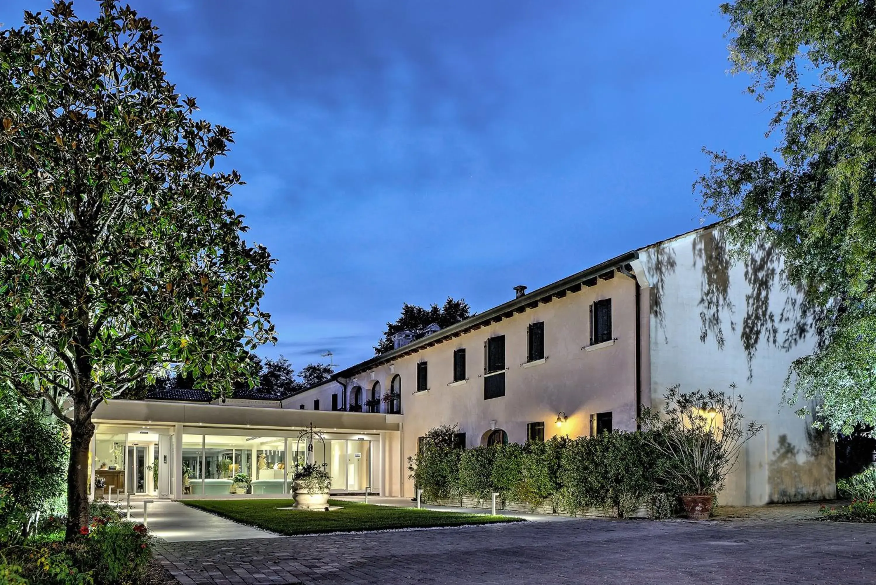 Facade/entrance in Borgo Cà dei Sospiri Facade/entrance in Borgo Cà dei Sospiri
