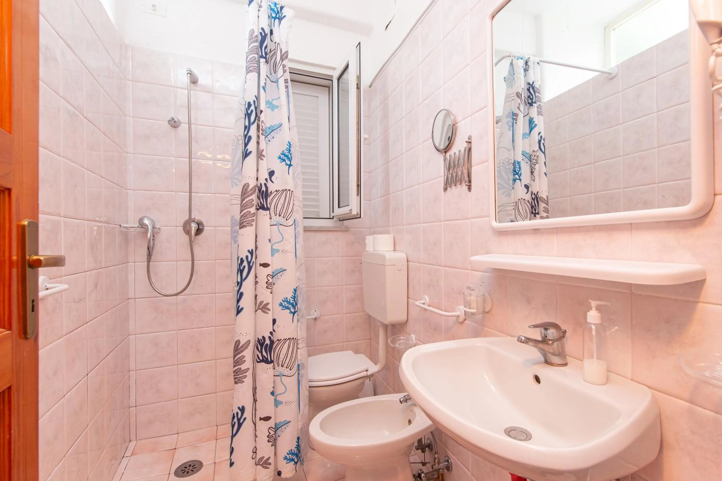 Bathroom in Residence Villa Tina