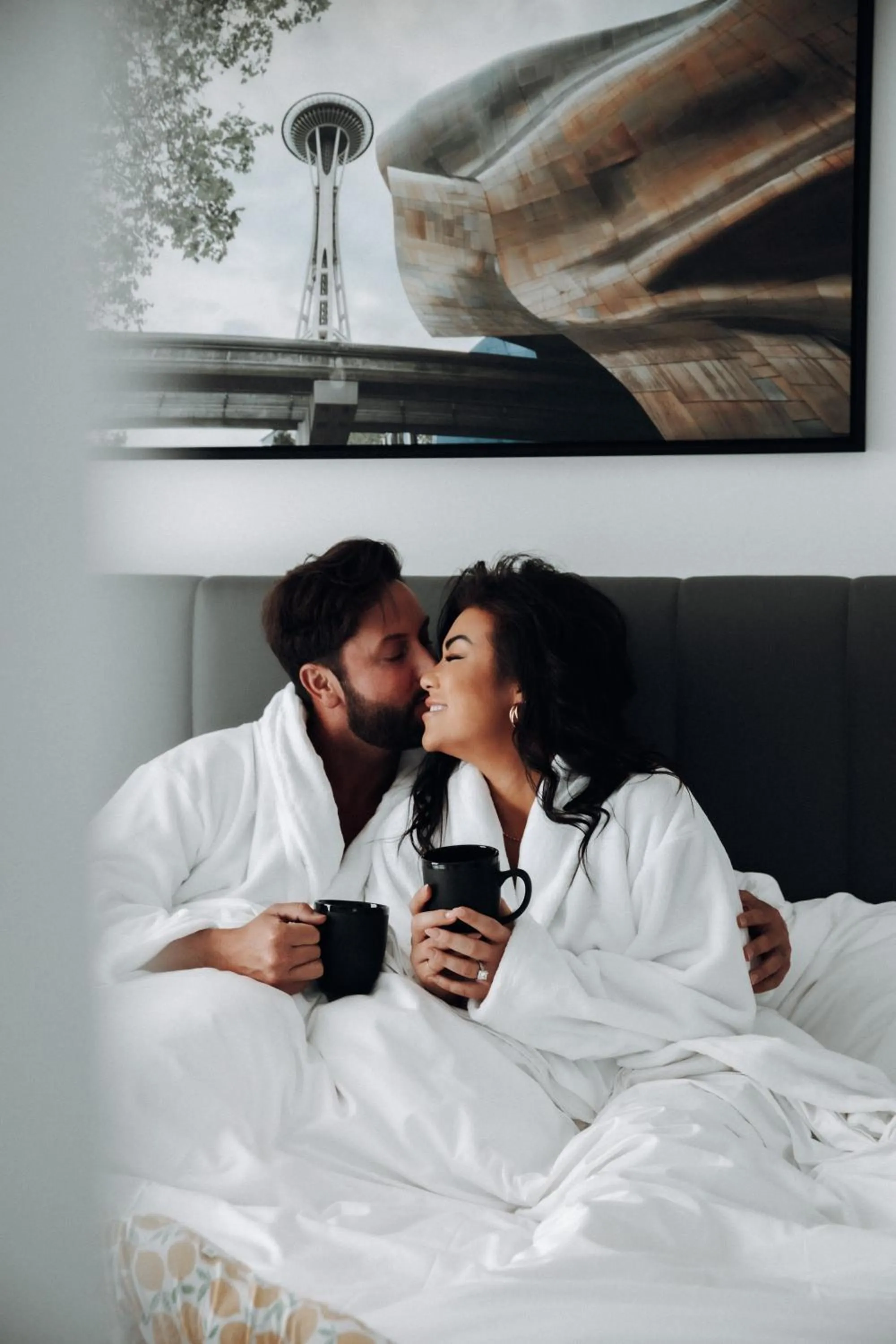 Bedroom, Bed in Level Seattle Downtown - South Lake Union