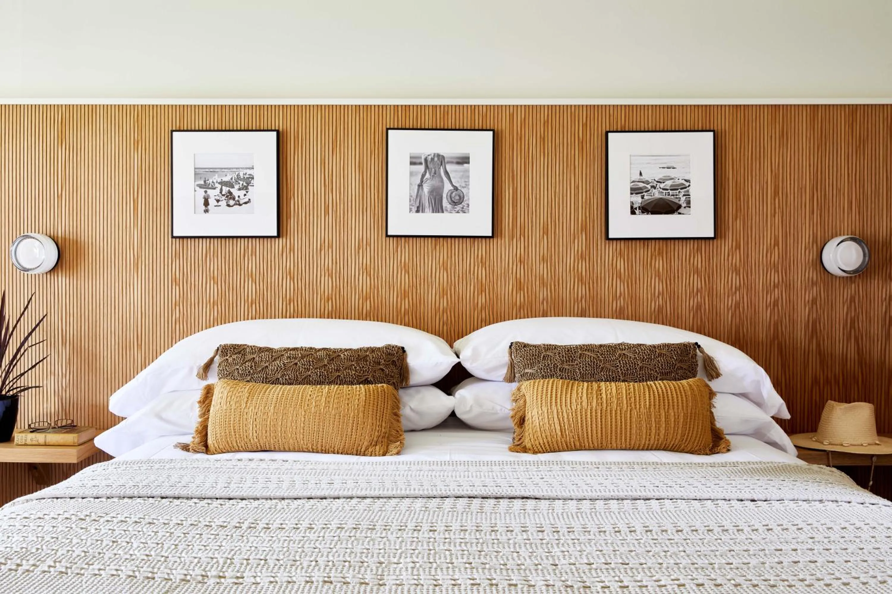 Bed in Bluebird Dennisport