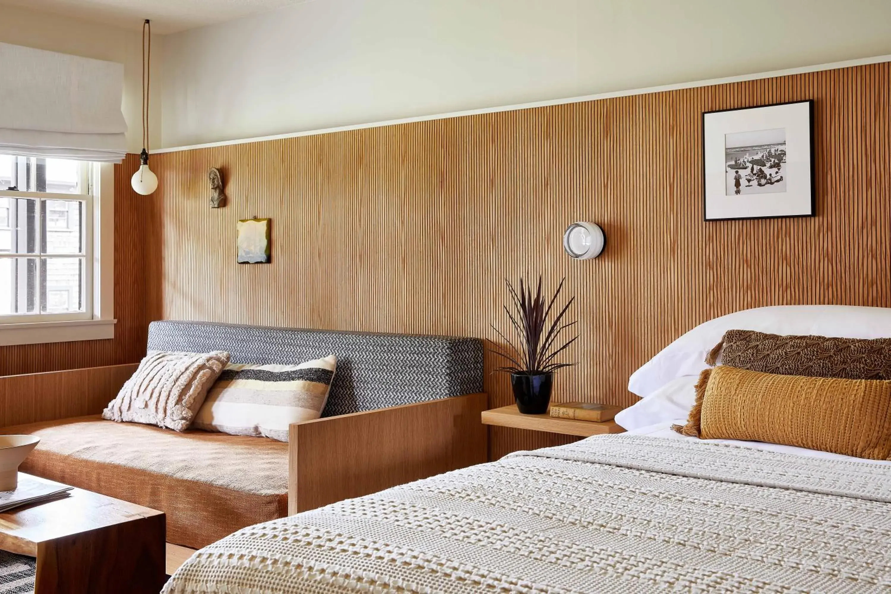 Seating area, Bed in Bluebird Dennisport Seating area, Bed in Bluebird Dennisport