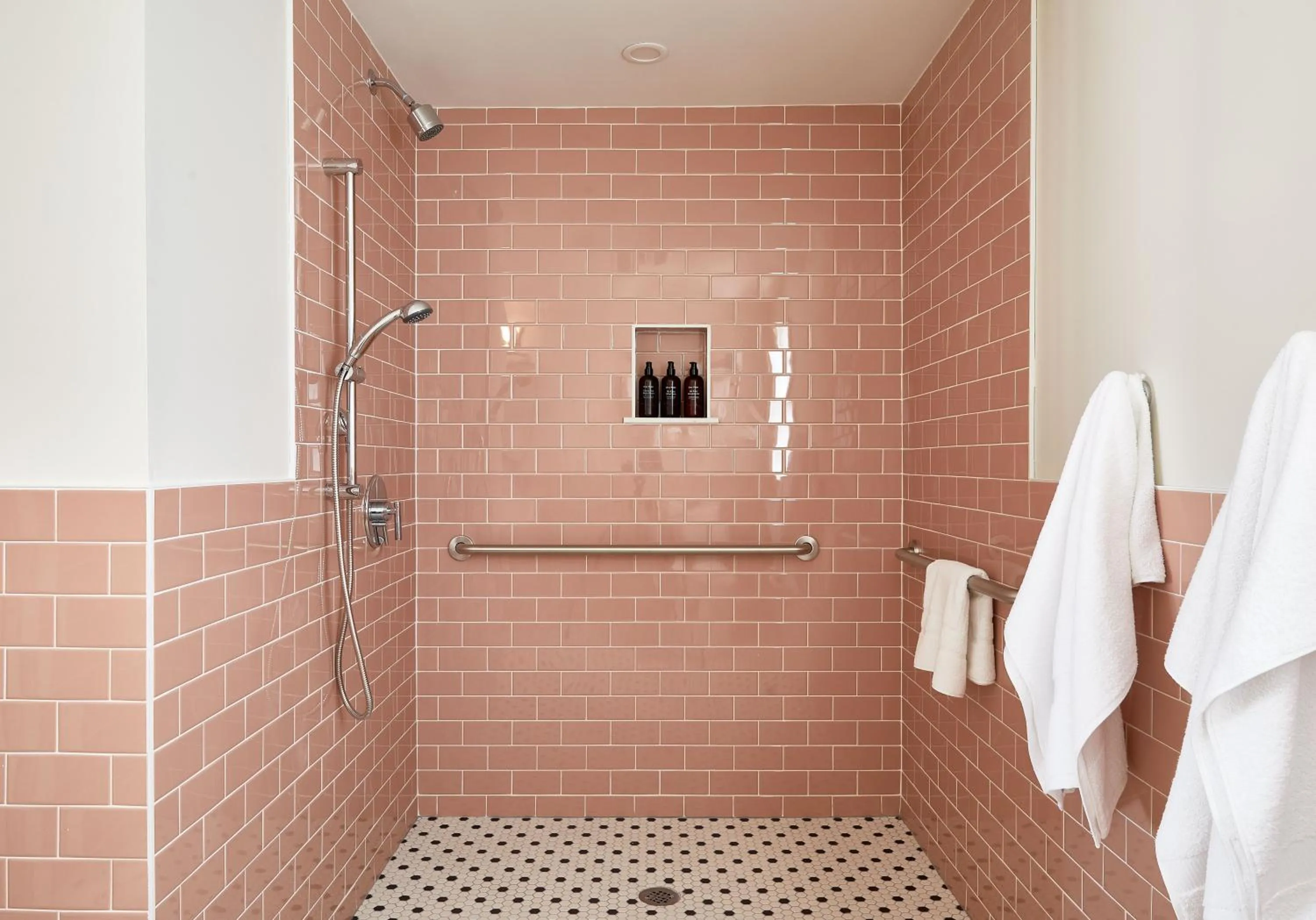 Bathroom in Bluebird Dennisport